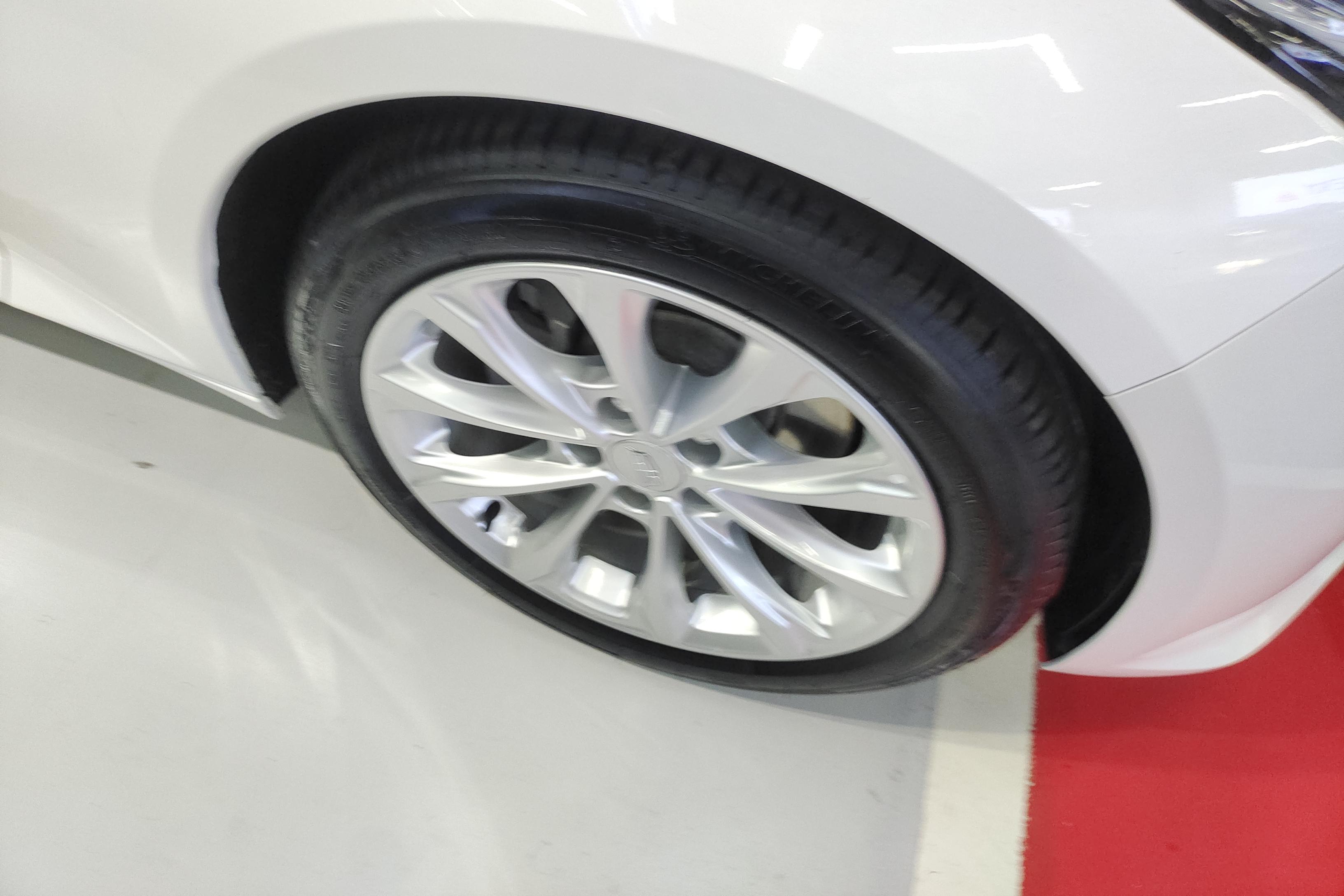 凯迪拉克CT5 2022款 2.0T 自动 28T豪华型 (国Ⅵ) 