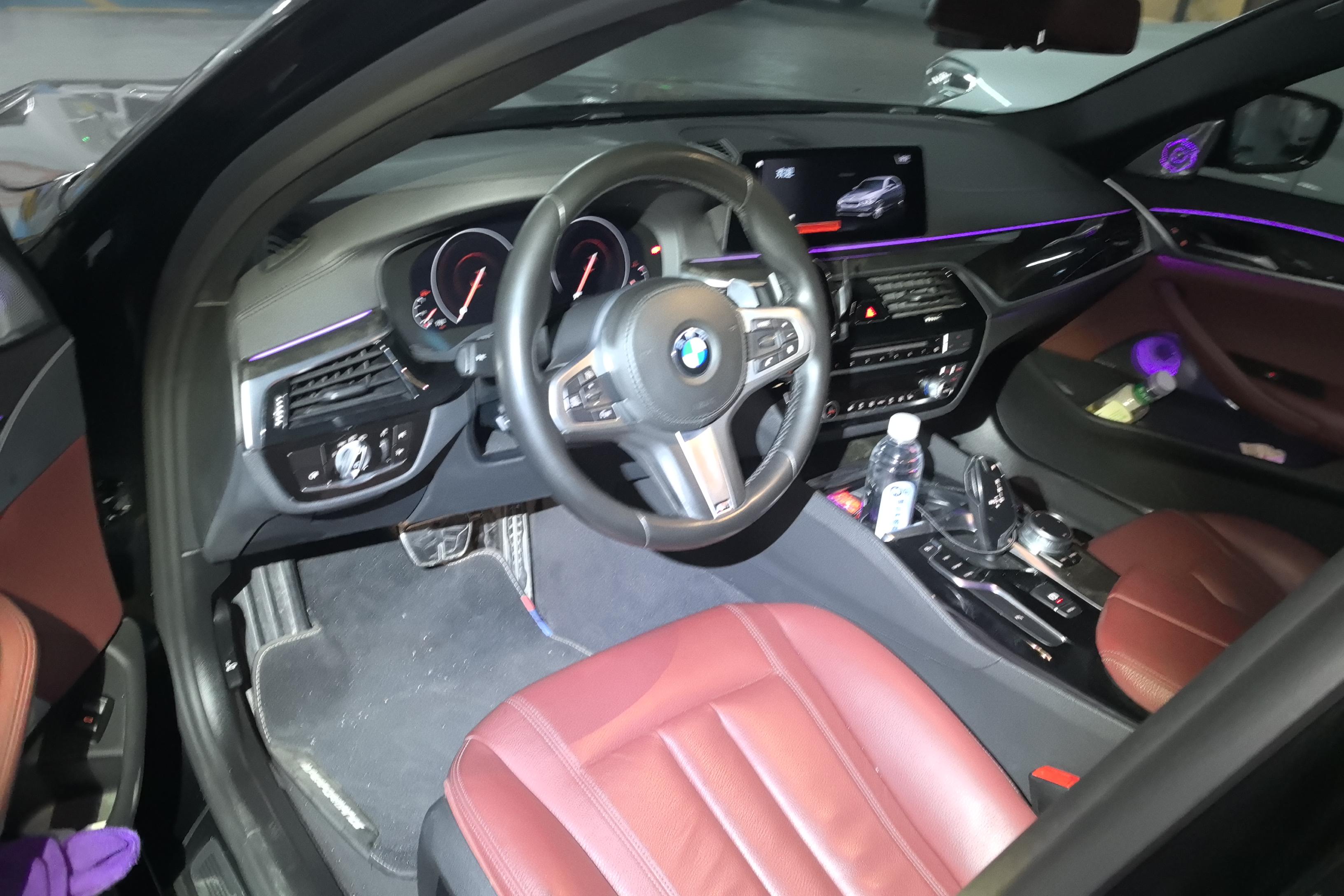 宝马5系 530Li 2019款 2.0T 自动 汽油 领先型M运动套装改款 (国Ⅵ) 