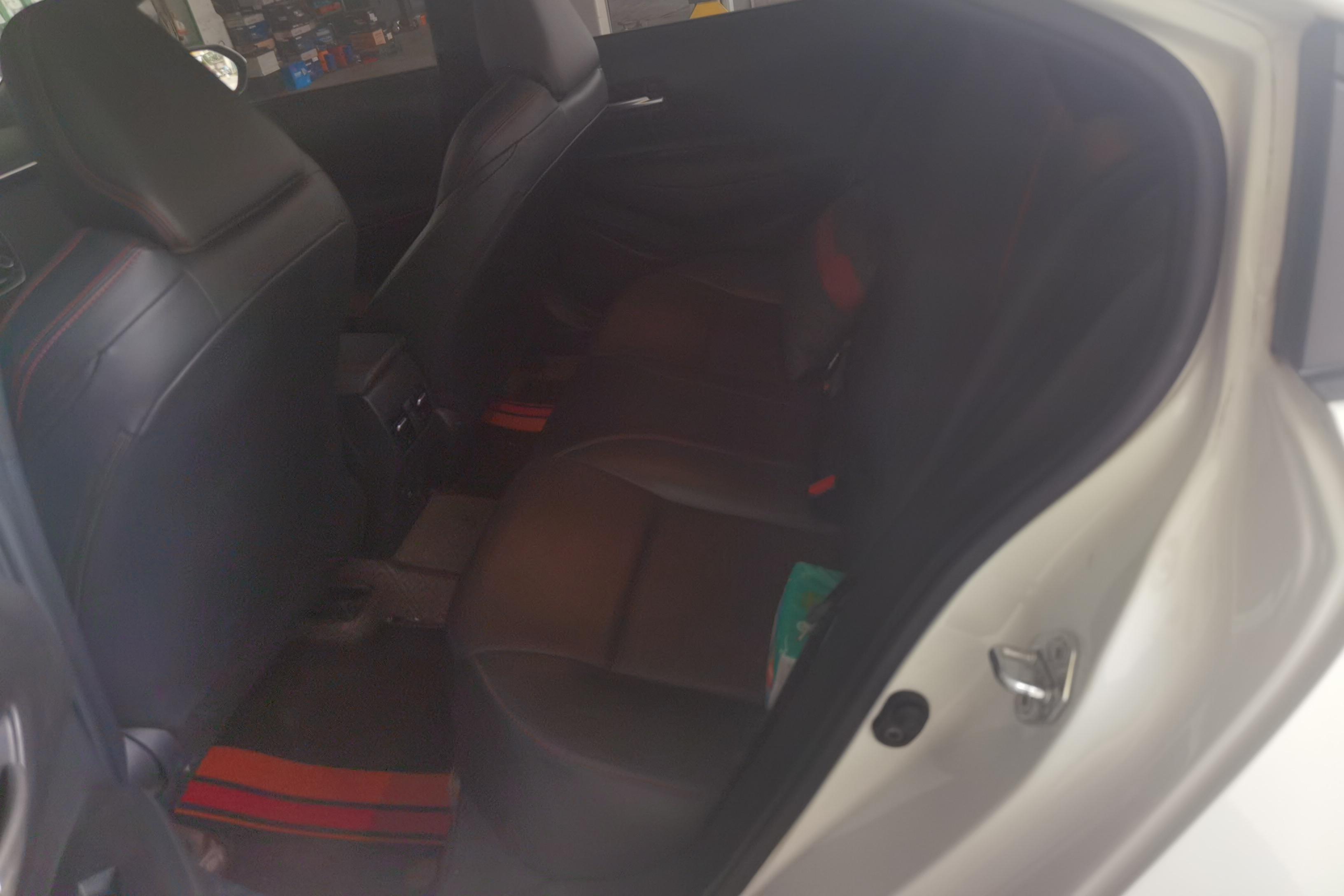 丰田雷凌 2022款 1.2T 自动 185T运动版 (国Ⅵ) 