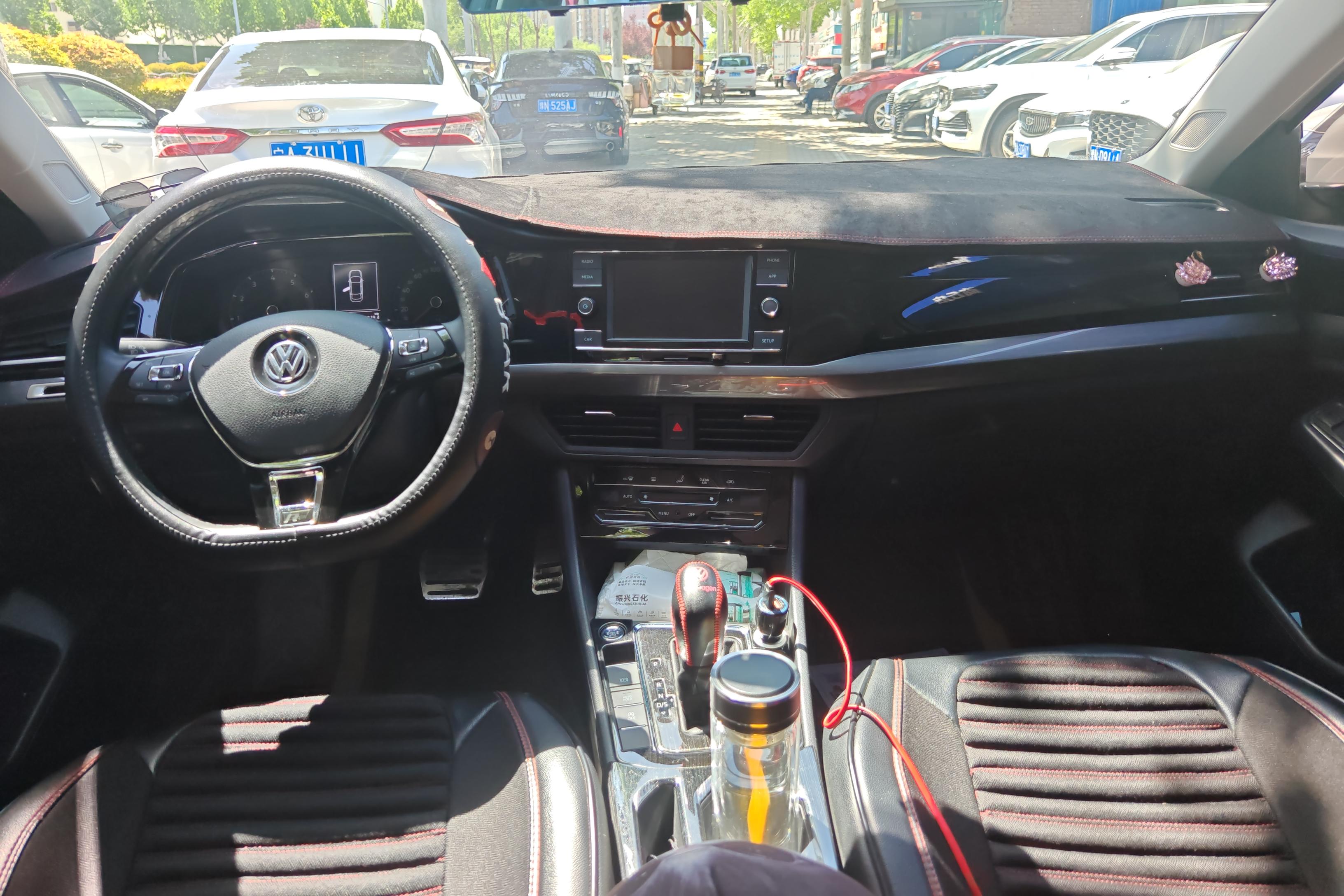 大众宝来 2020款 1.5L 自动 4门5座三厢车 精英型 (国Ⅵ) 