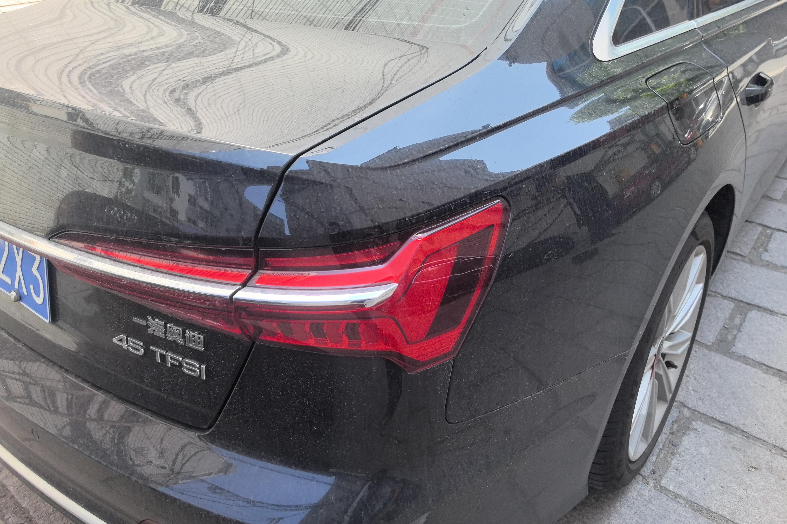 奥迪A6L 45TFSI 2023款 2.0T 自动 臻选动感型 (国Ⅵ) 