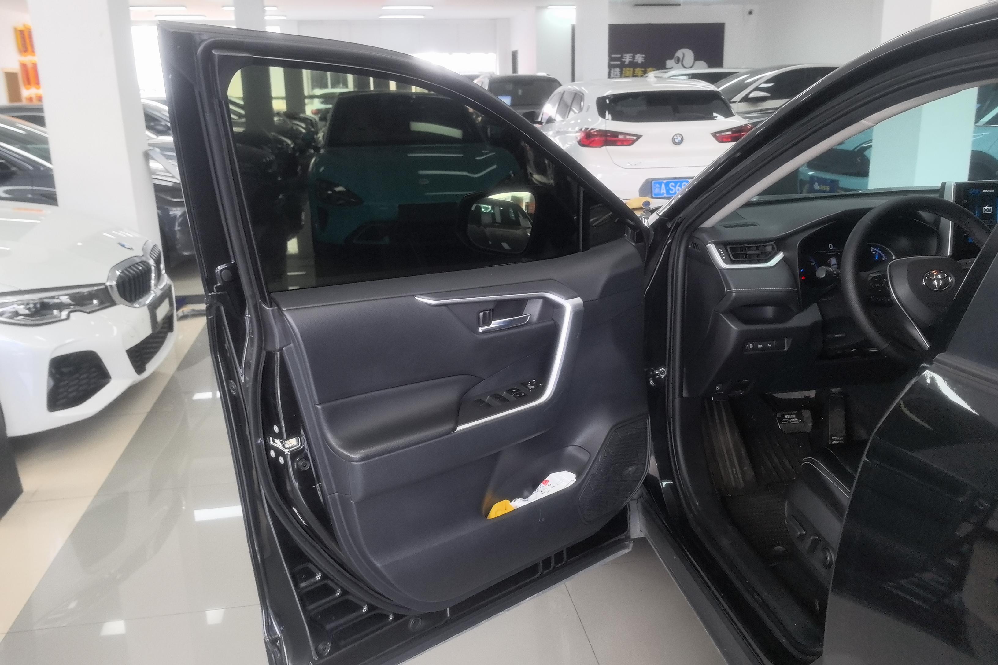 丰田RAV4 2020款 2.5L 自动 前驱 精英版 (国Ⅵ) 