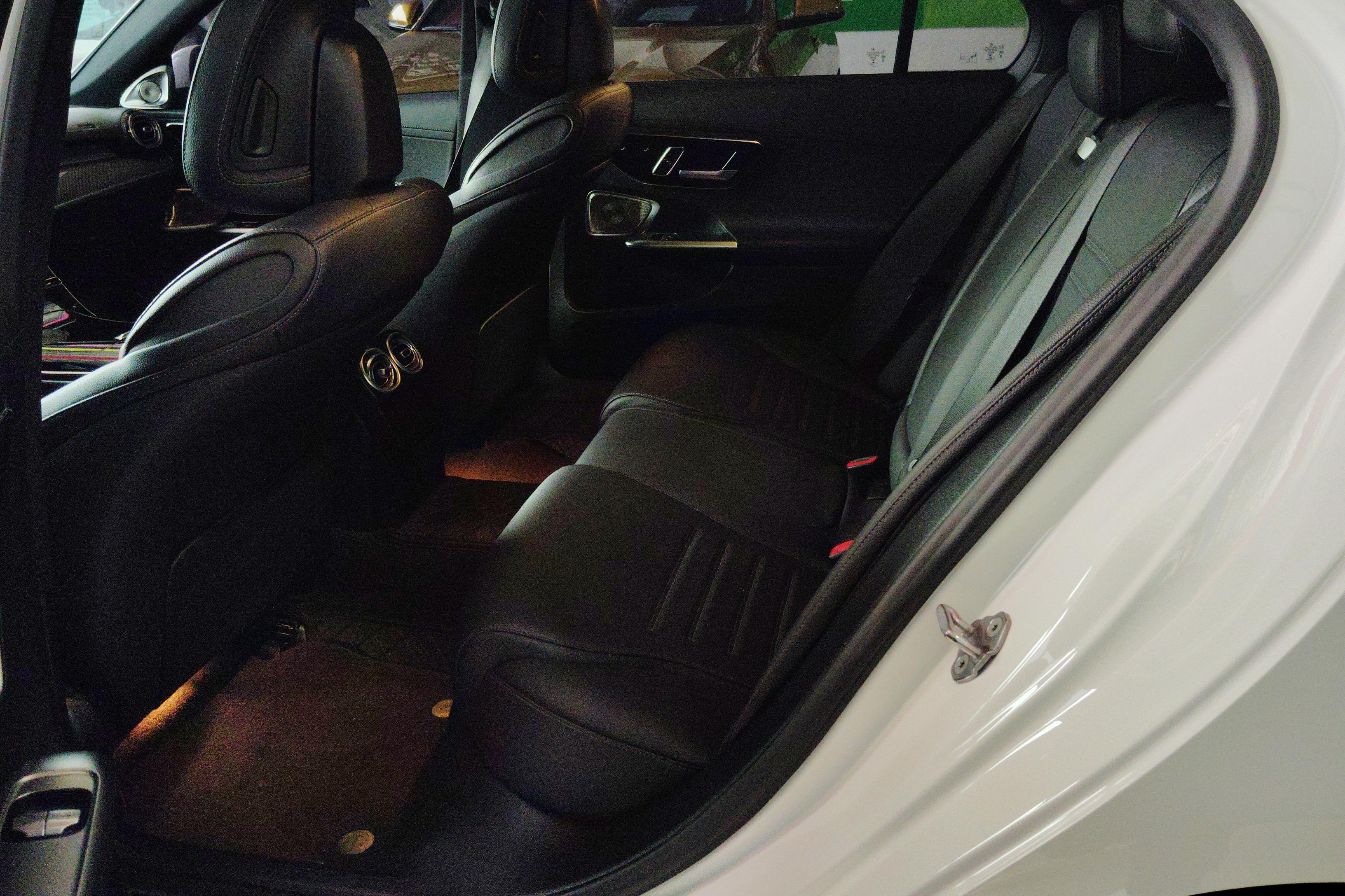 奔驰C级 C260L 2022款 1.5T 自动 运动版 (国Ⅵ) 
