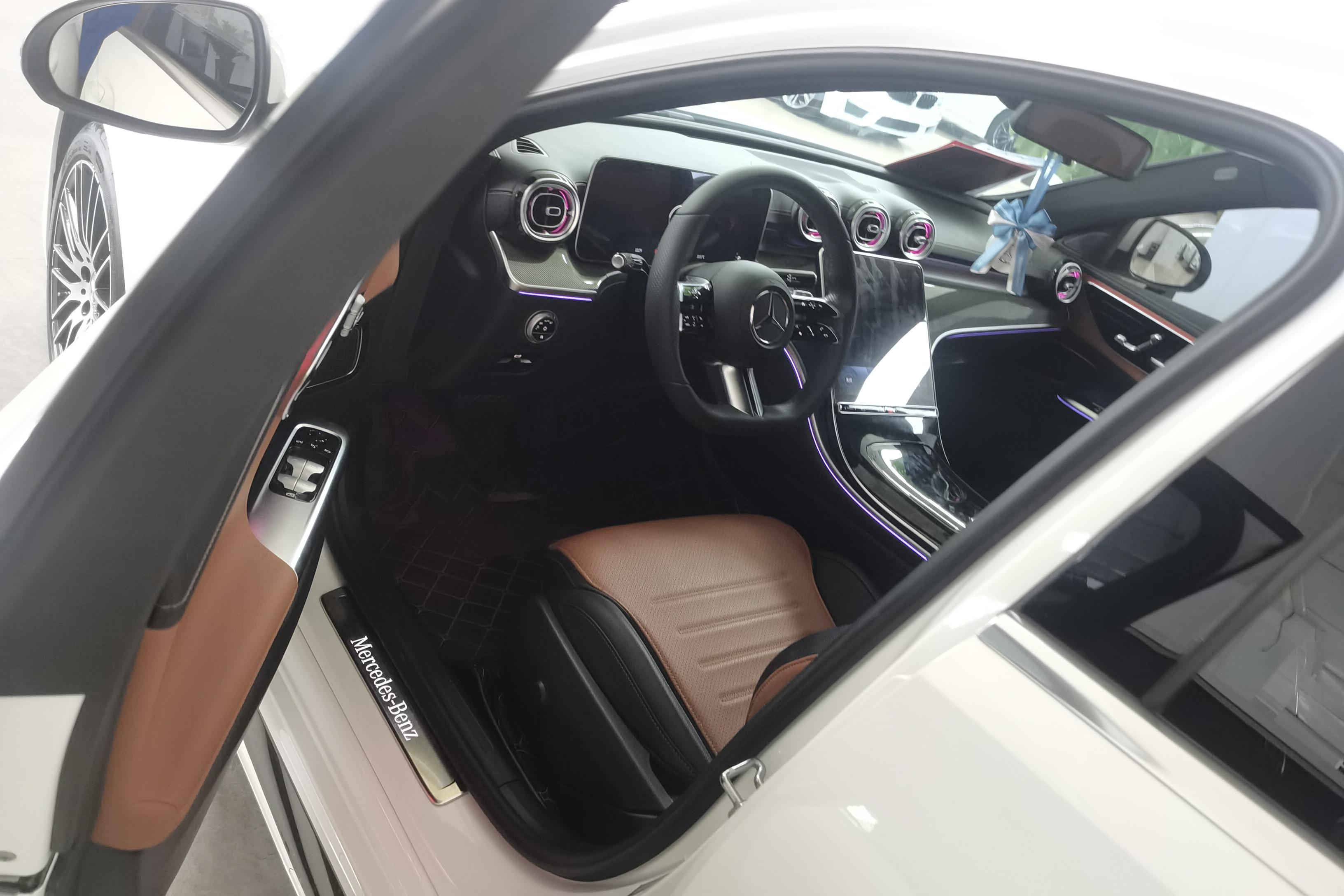 奔驰C级 C260L 2022款 1.5T 自动 改款运动版 (国Ⅵ) 