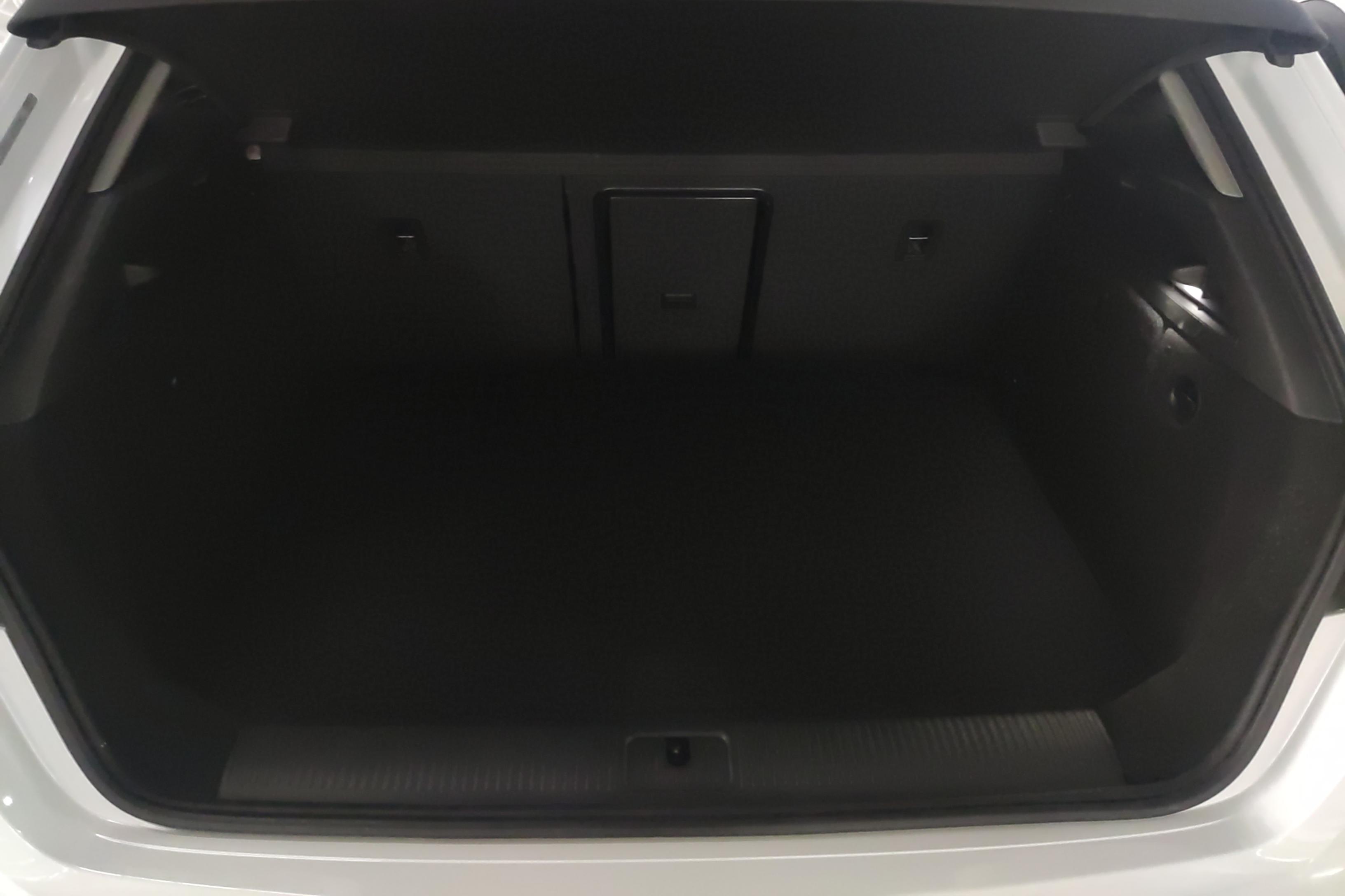 奥迪A3 35TFSI 2018款 1.4T 自动 汽油 进取型30周年Sportback (国Ⅴ) 