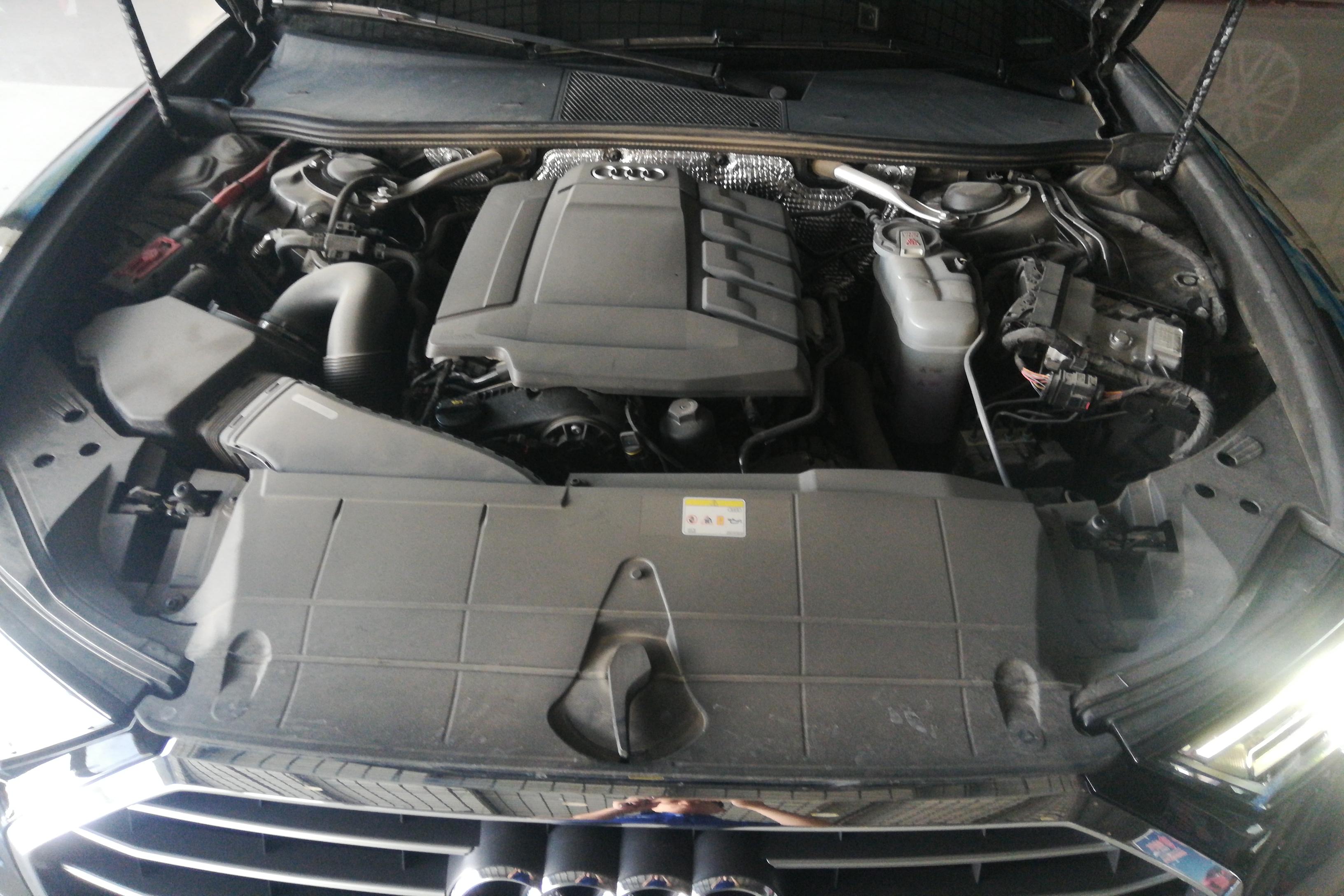奥迪A6L 45TFSI 2022款 2.0T 自动 臻选动感型 (国Ⅵ) 