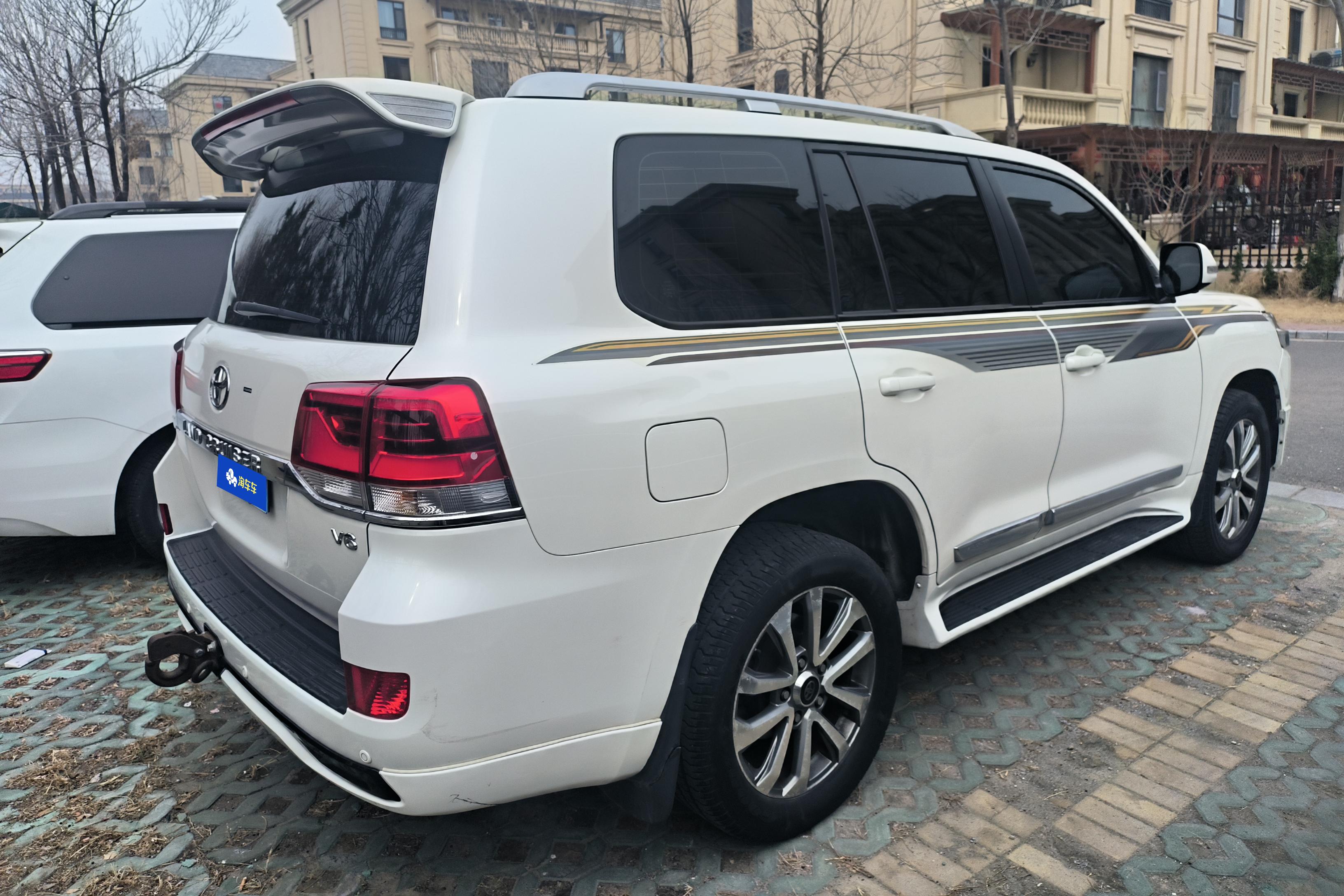 丰田陆地巡洋舰 [进口] 2015款 4.0L 自动 四驱 限量版中东版平行进口 