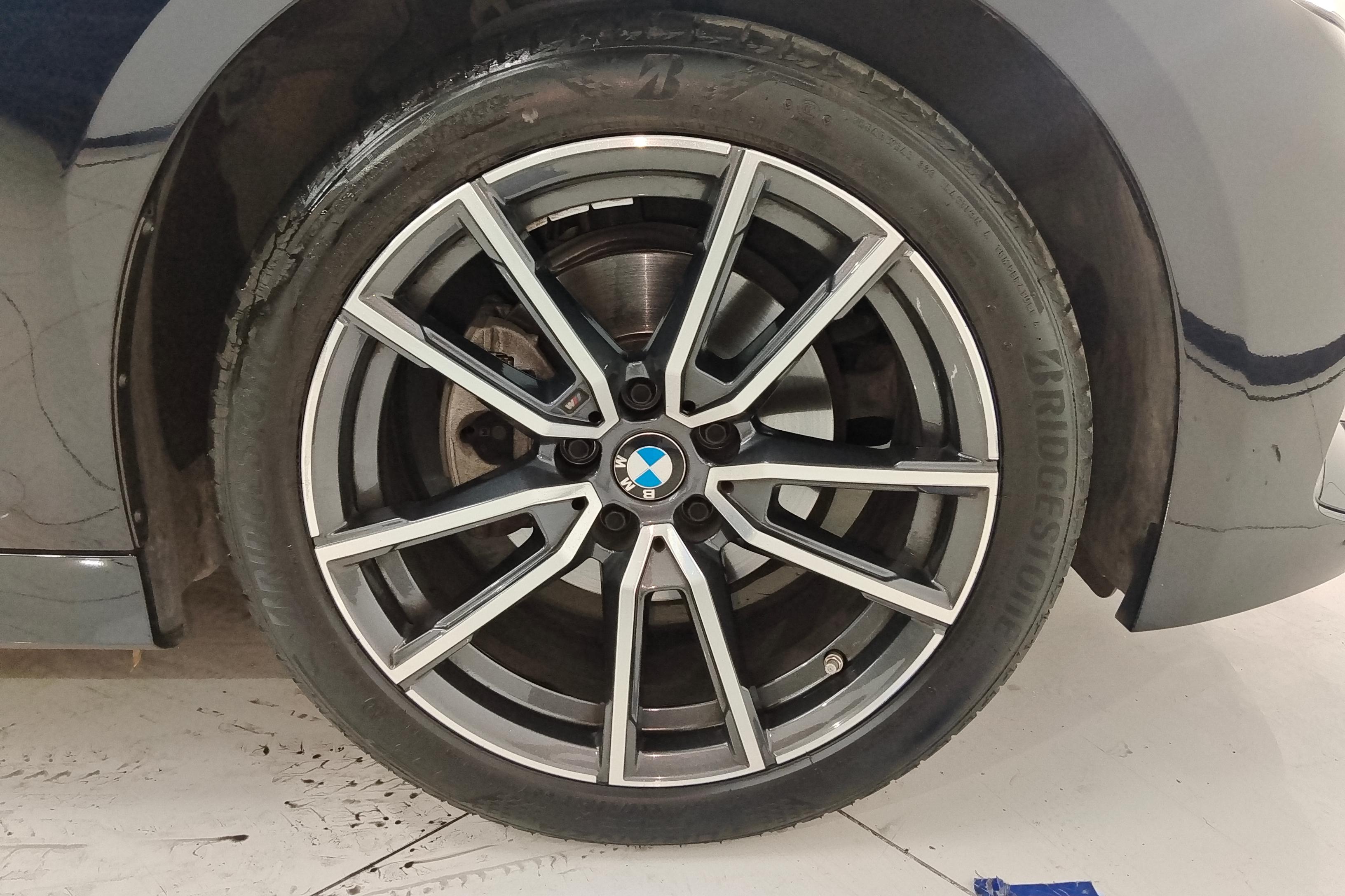宝马3系 320Li 2023款 2.0T 自动 汽油 M运动套装 (国Ⅵ) 