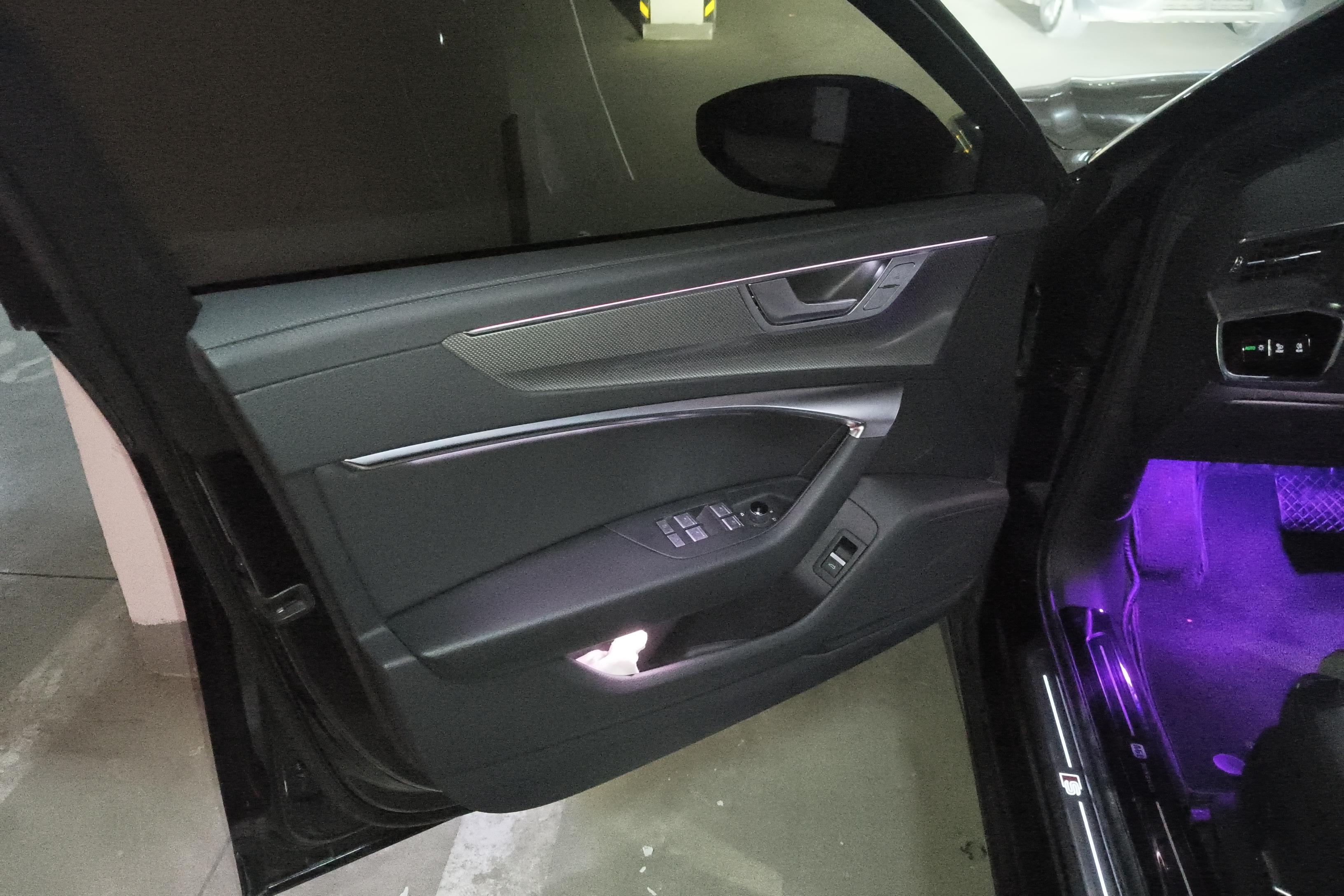 奥迪A6L 45TFSI 2023款 2.0T 自动 改款臻选动感型 (国Ⅵ) 