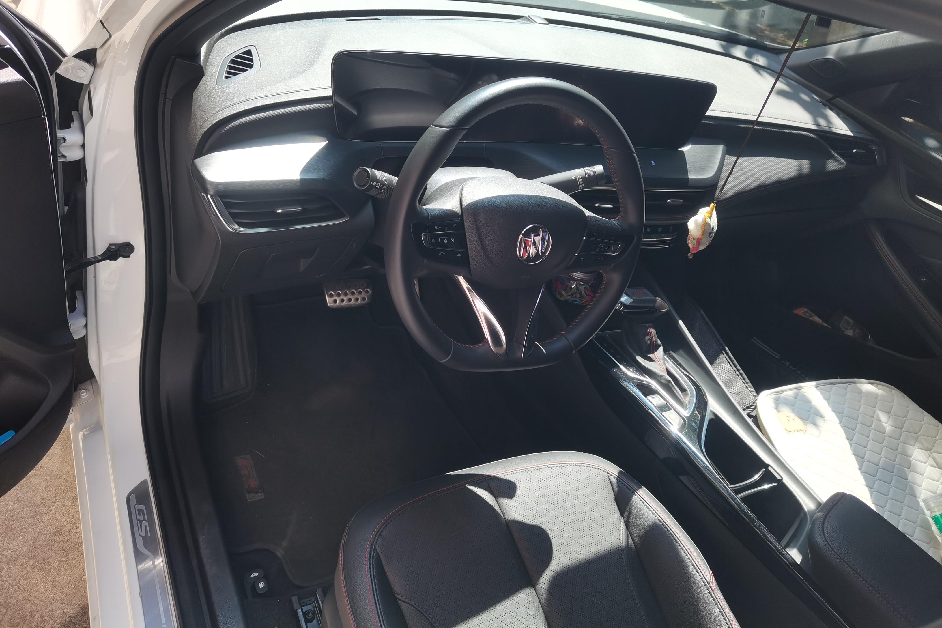 别克威朗GS三厢 Pro 2023款 1.5T 自动 猎风版 (国Ⅵ) 