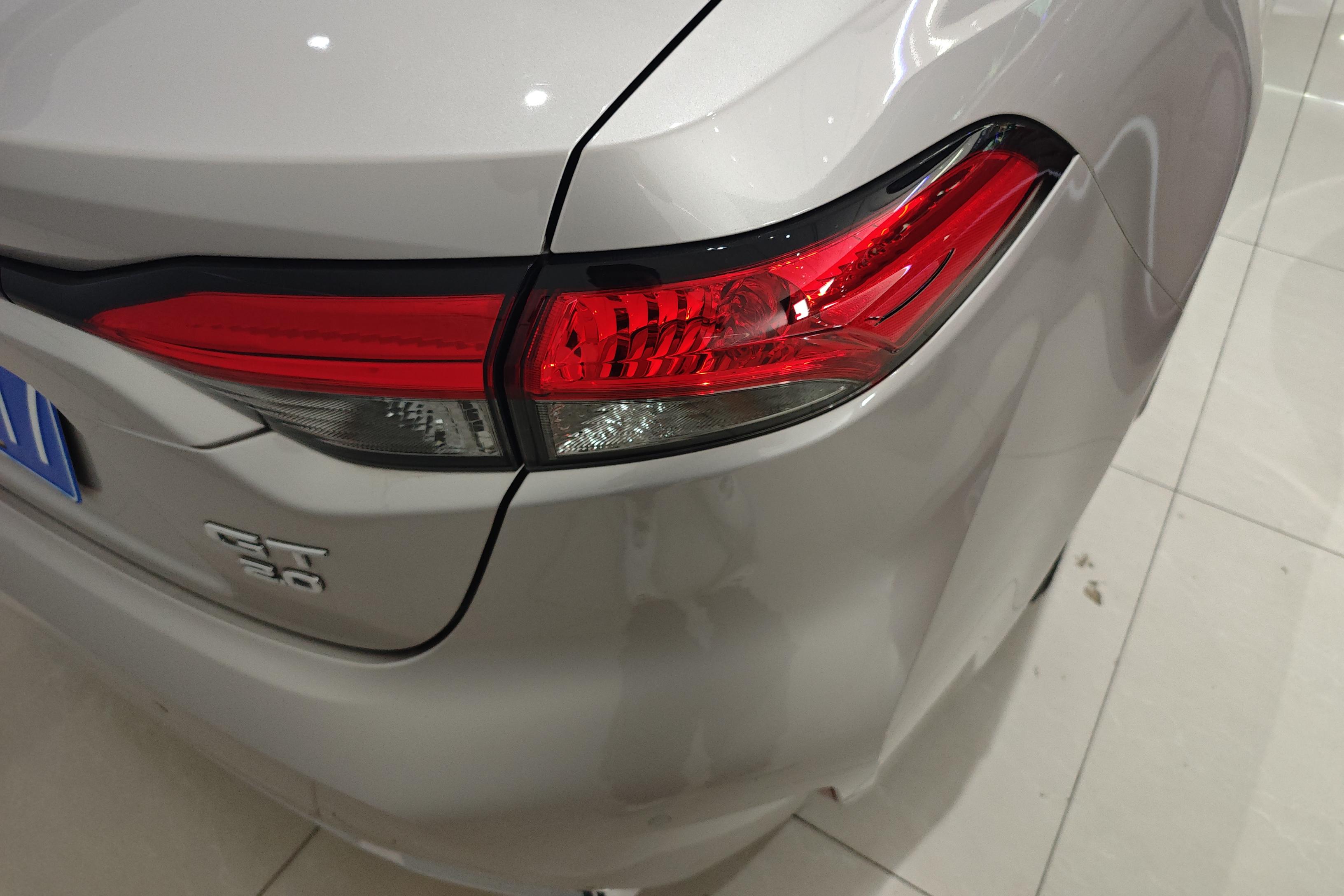 丰田凌尚 2023款 2.0L 自动 领先版 (国Ⅵ) 