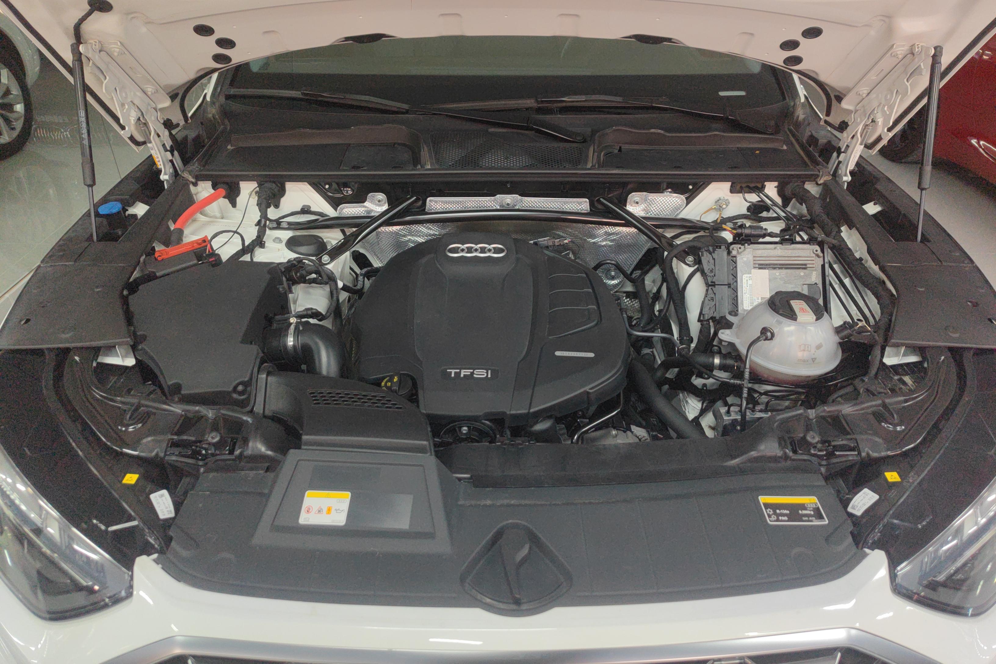 奥迪Q5L 40TFSI 2021款 2.0T 自动 豪华动感型 (国Ⅵ) 