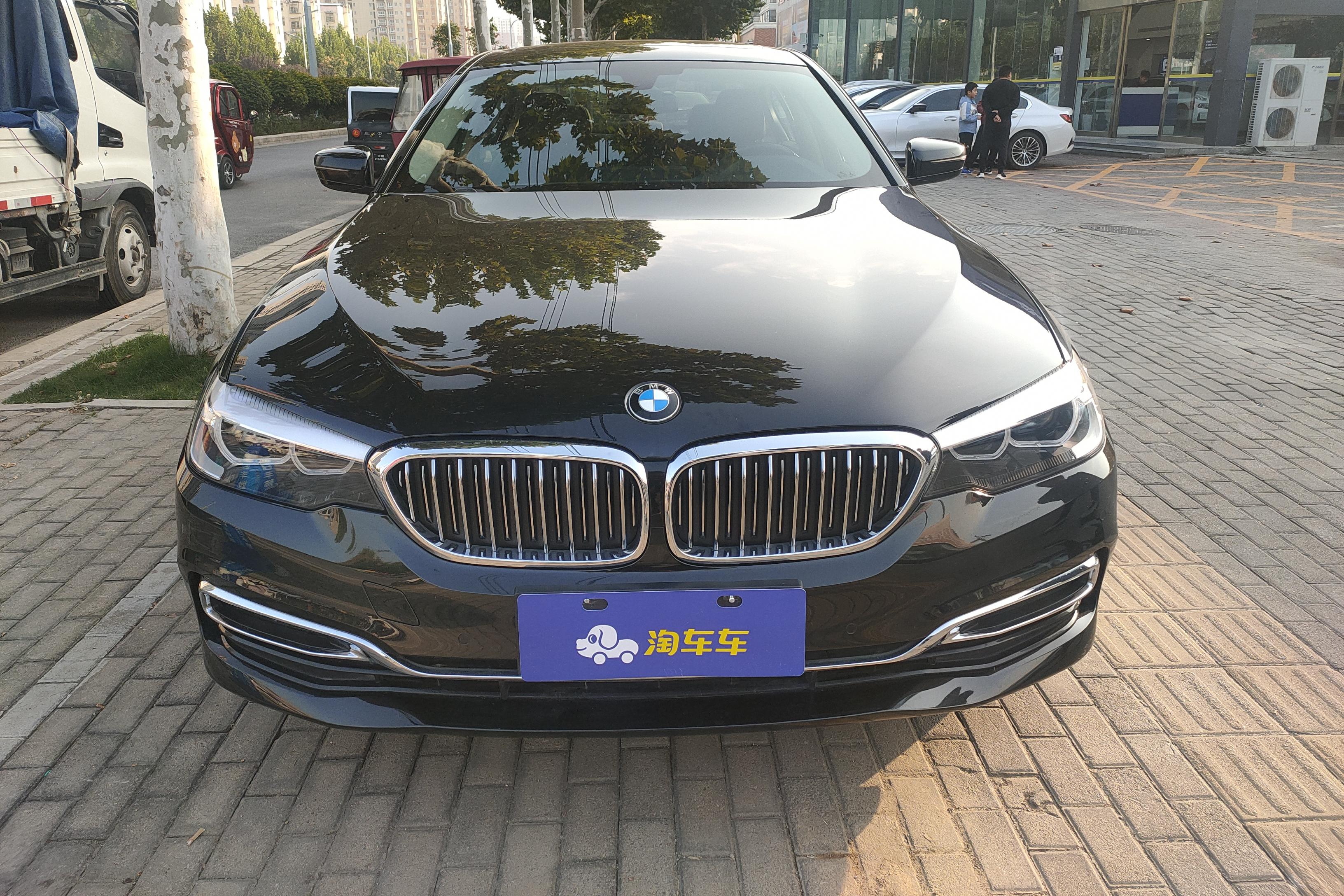 宝马5系 525Li 2019款 2.0T 自动 汽油 豪华套装 (国Ⅴ) 