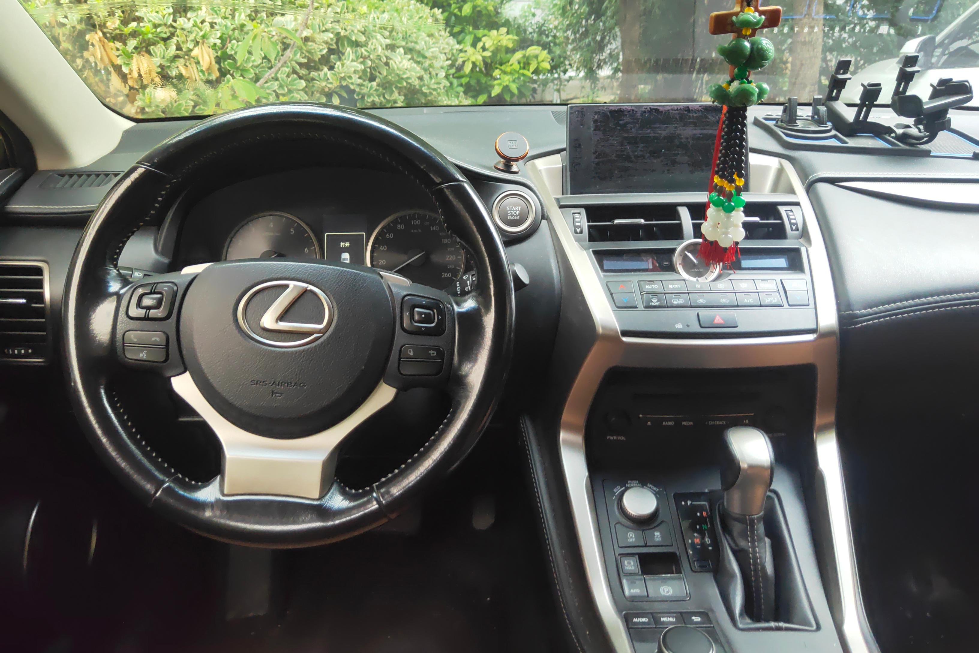 雷克萨斯NX 200 [进口] 2015款 2.0L 自动 锋行版 