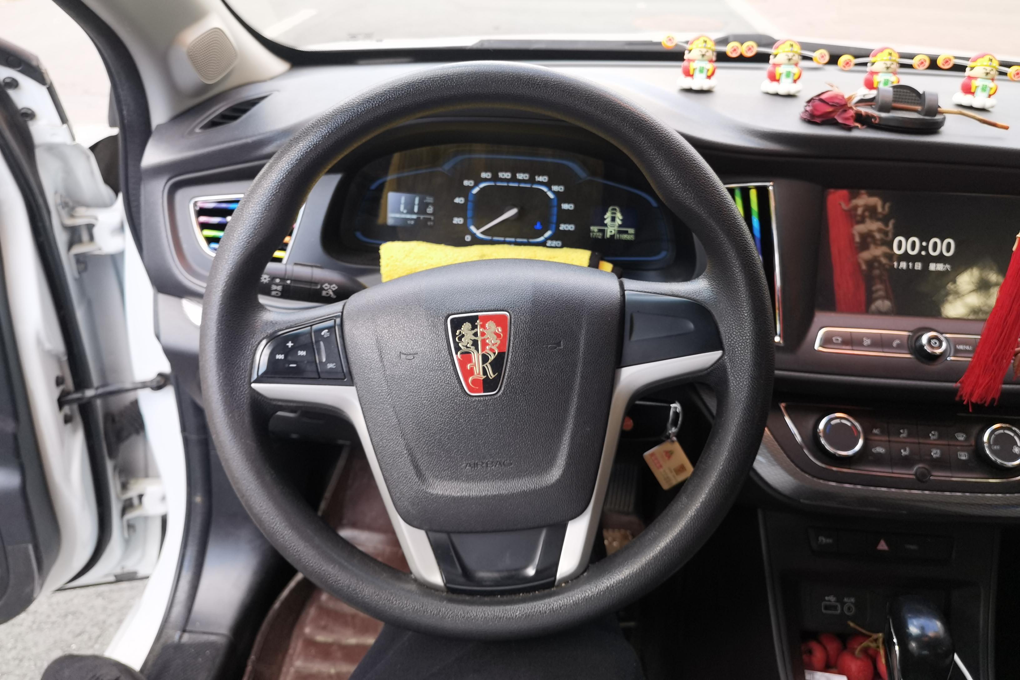 荣威360 2015款 1.4T 自动 尊享版 (国Ⅴ) 