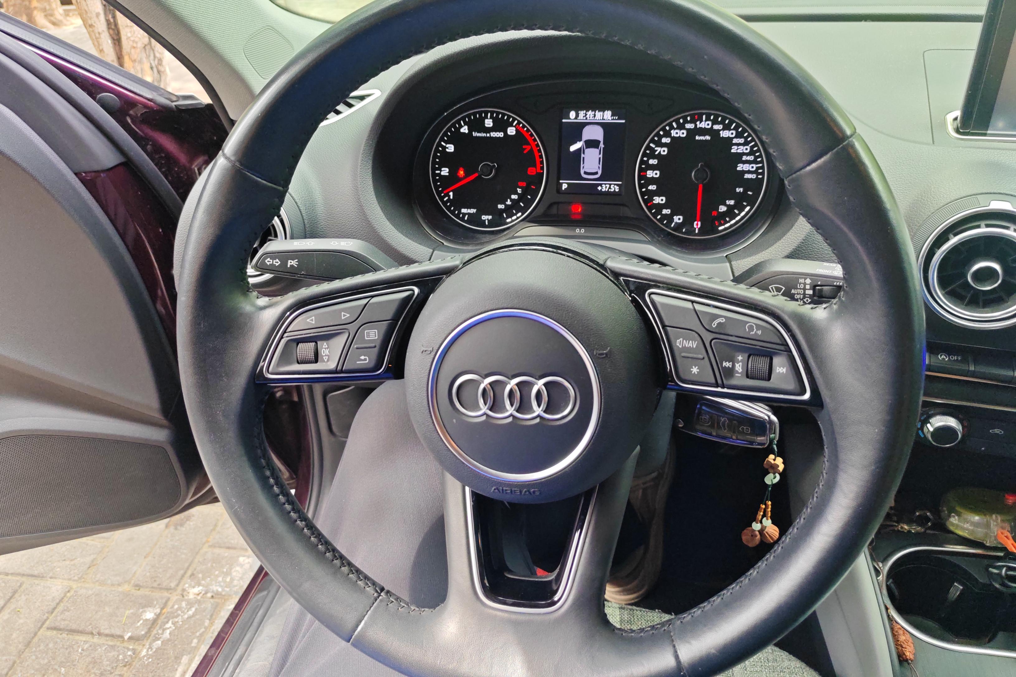 奥迪A3 35TFSI 2018款 1.4T 自动 汽油 进取型30周年Sportback (国Ⅴ) 