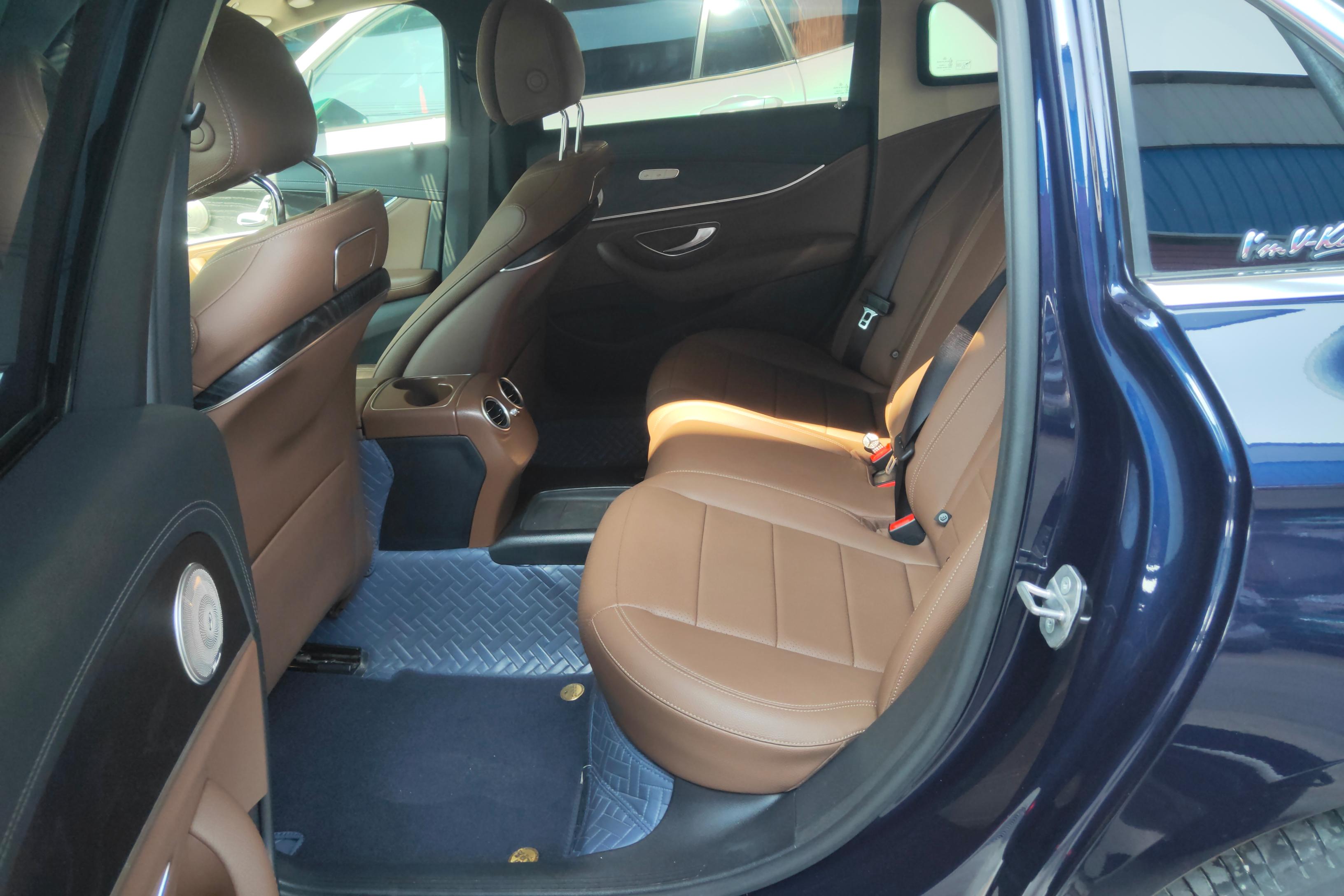 奔驰E级 E200L 2018款 2.0T 自动 汽油 运动型改款 (国Ⅴ) 
