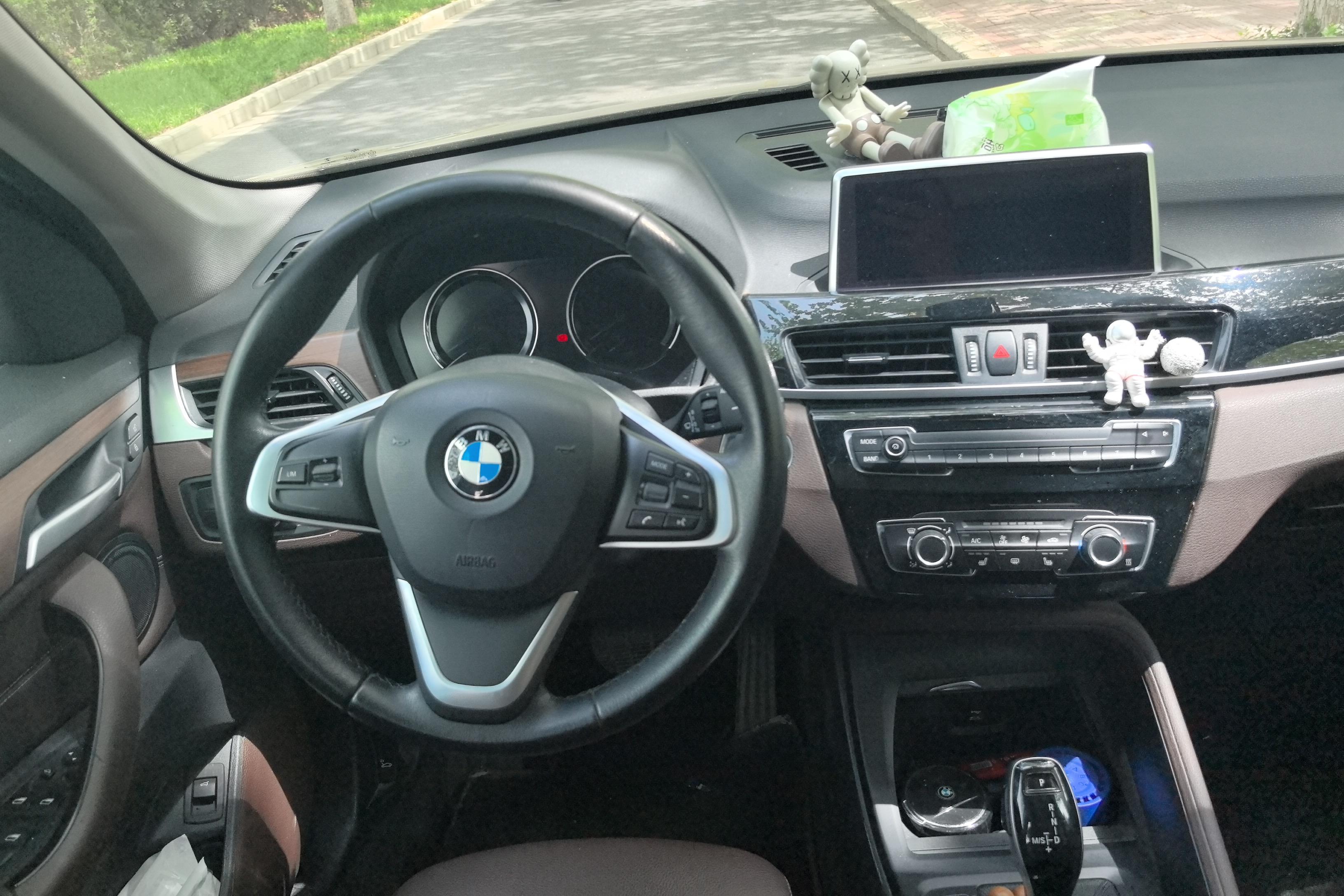 宝马X1 sDrive20Li 2020款 1.5T 自动 前驱 汽油 时尚型 (国Ⅵ) 