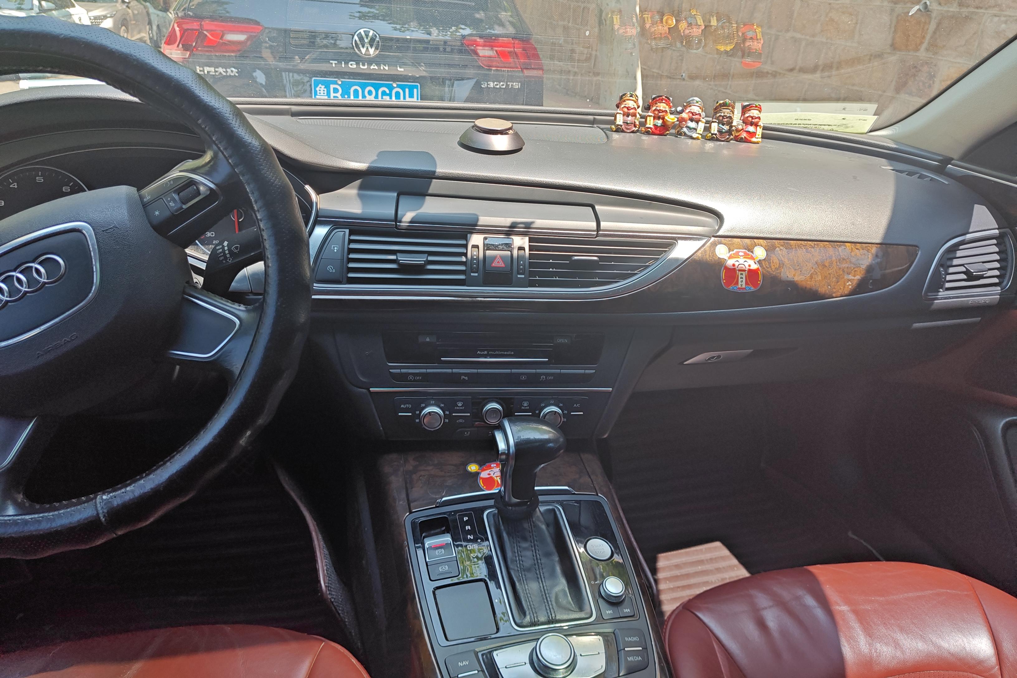 奥迪A6L TFSI 2015款 2.0T 自动 智领版 (国Ⅴ) 