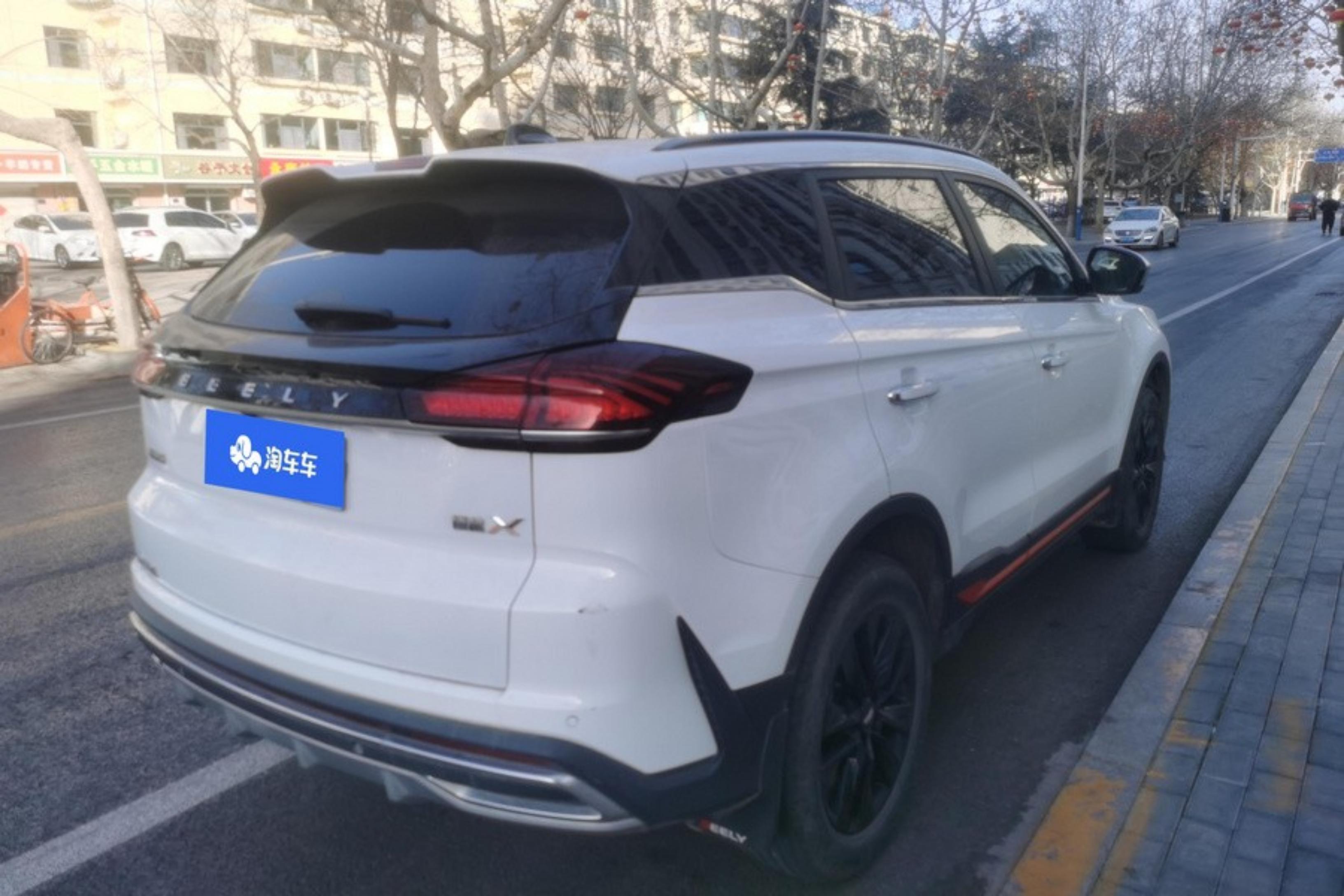 吉利博越 X 2022款 1.8T 自动 智慧型 (国Ⅵ) 