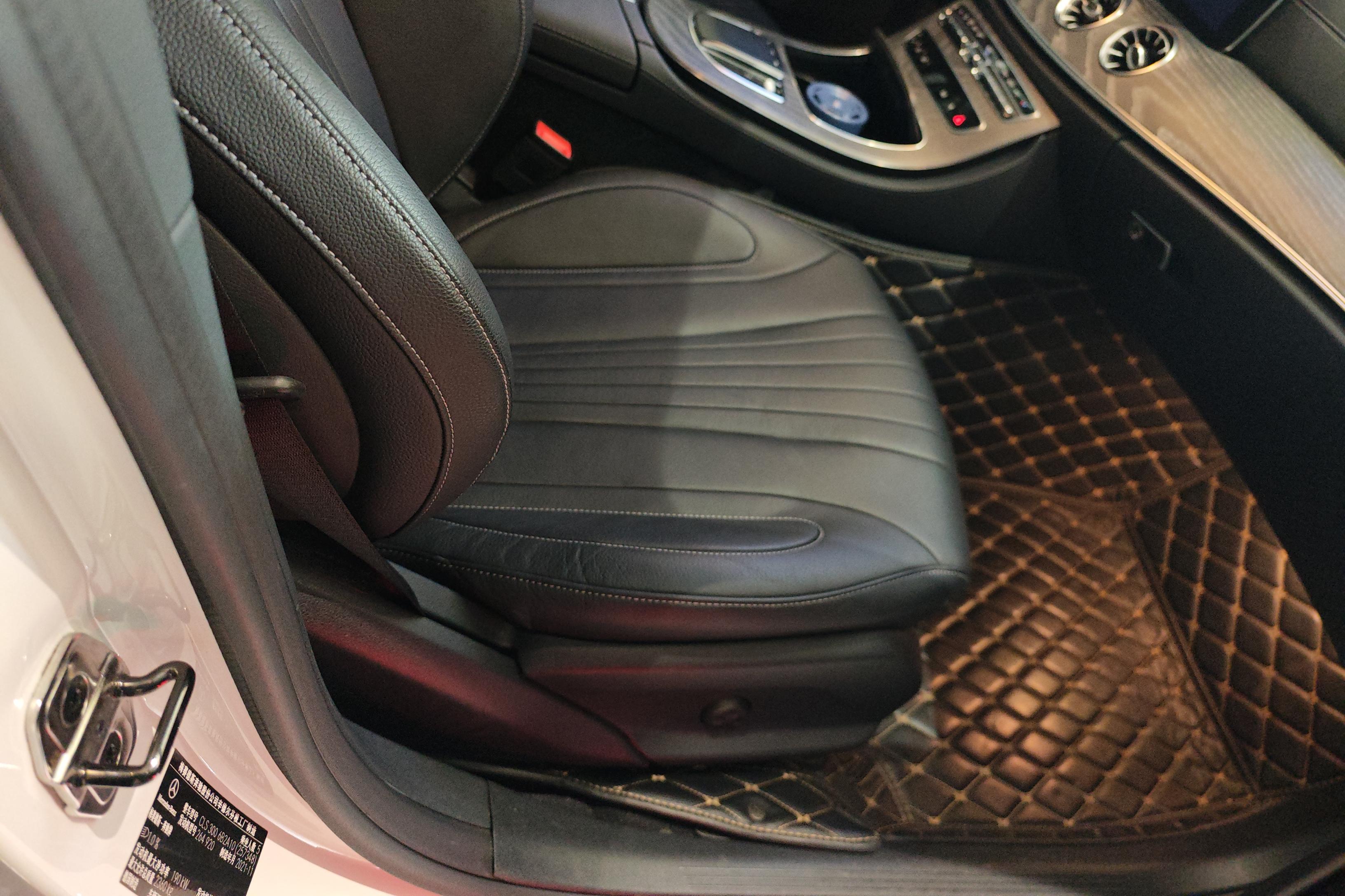 奔驰CLS级 CLS300 [进口] 2022款 2.0T 自动 动感型 