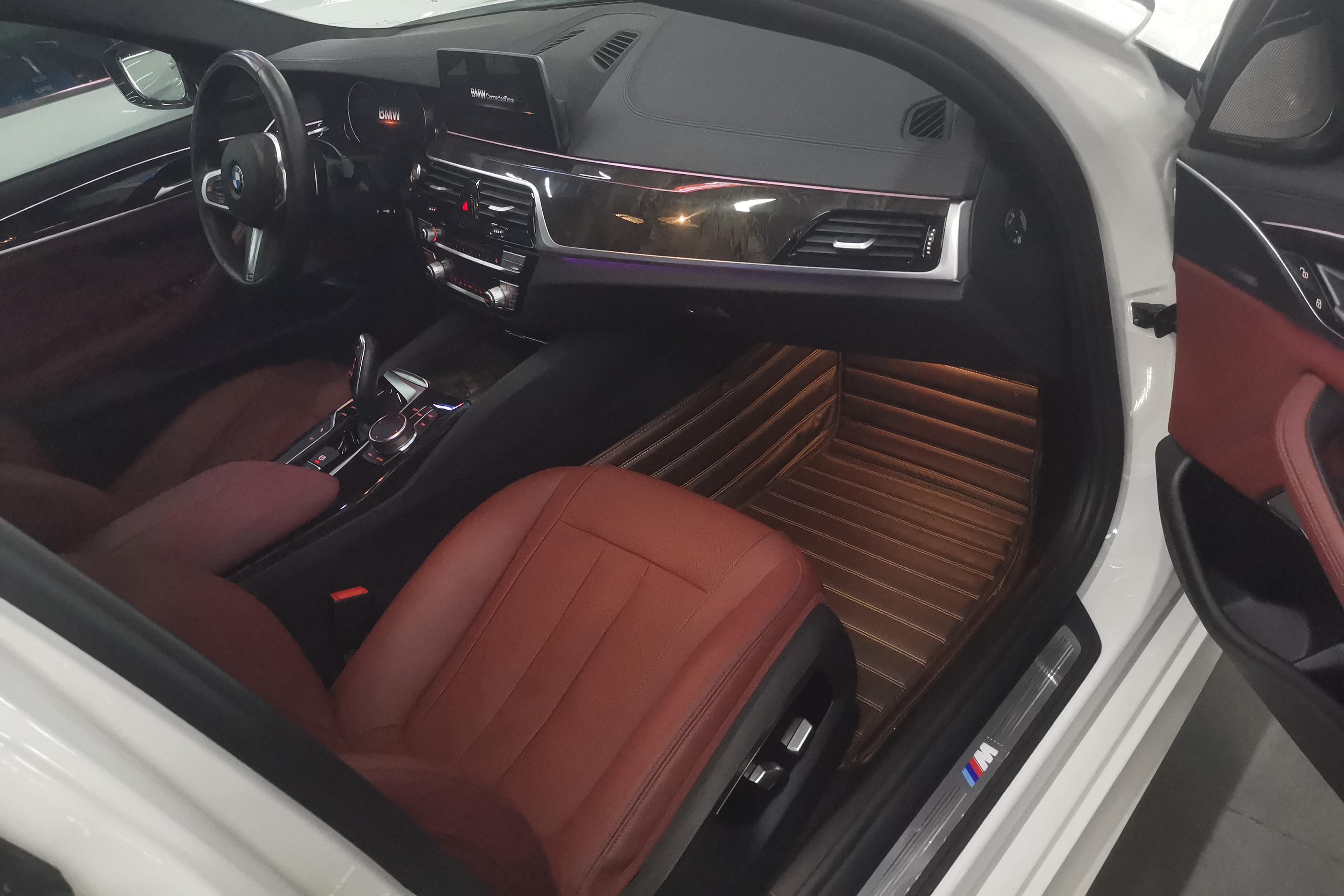 宝马5系 530Li 2018款 2.0T 自动 后驱 尊享型M运动套装 (国Ⅴ) 