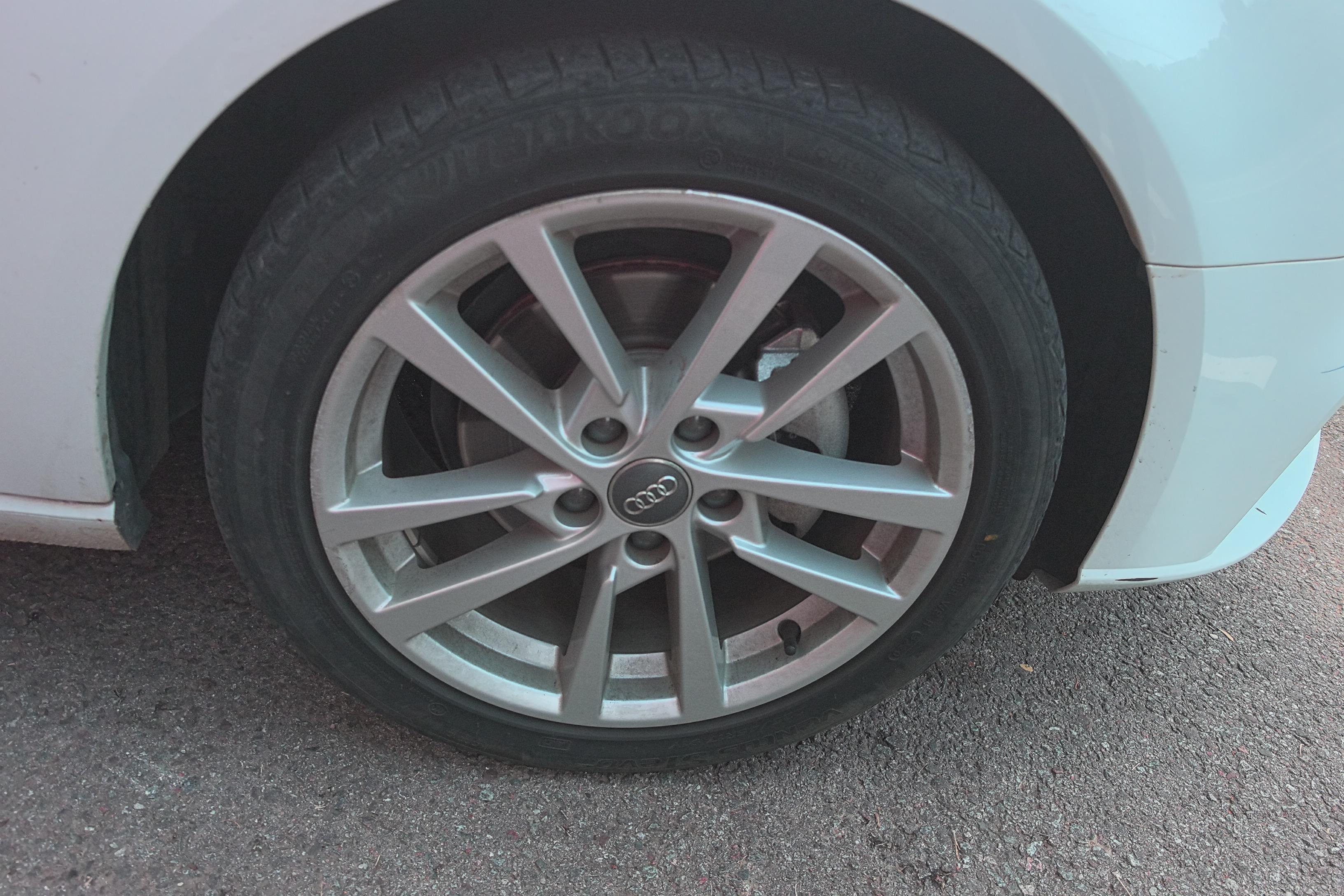 奥迪A3 35TFSI 2020款 1.4T 自动 汽油 改款进取型Sportback (国Ⅵ) 