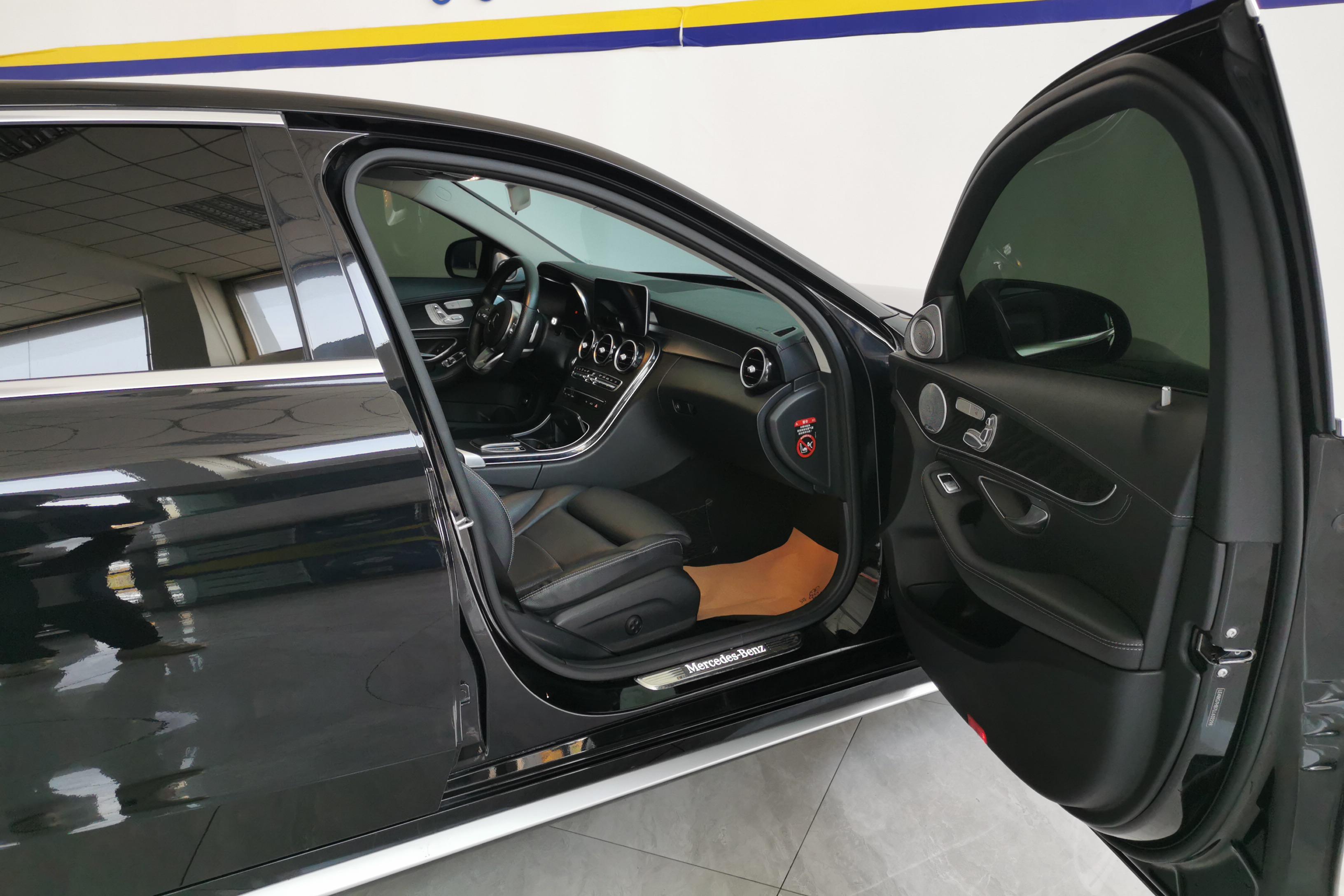 奔驰C级 2020款 1.5T 后驱 运动版 (国Ⅵ) 