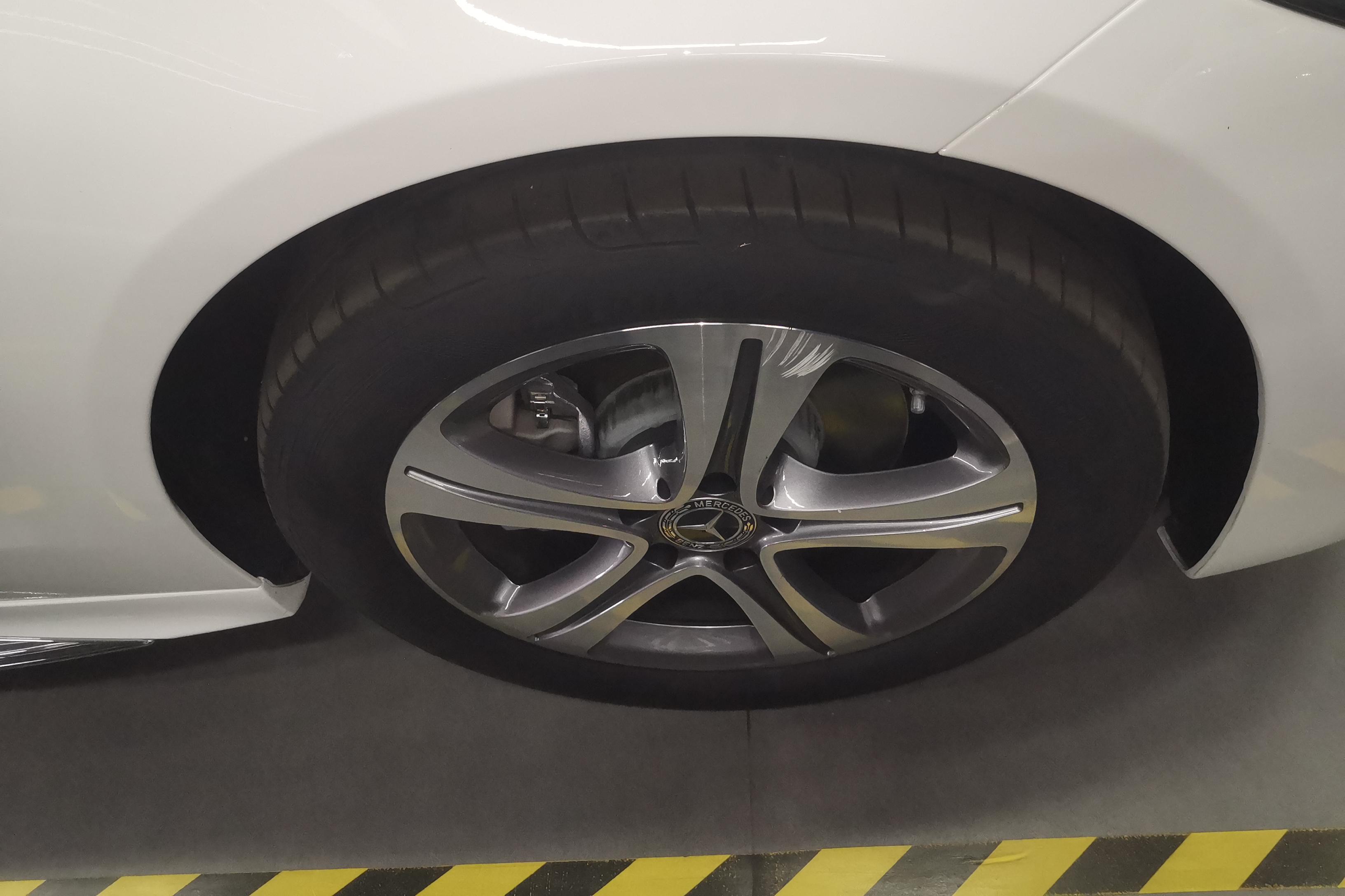 奔驰C级 C200L 2022款 1.5T 自动 运动版 (国Ⅵ) 