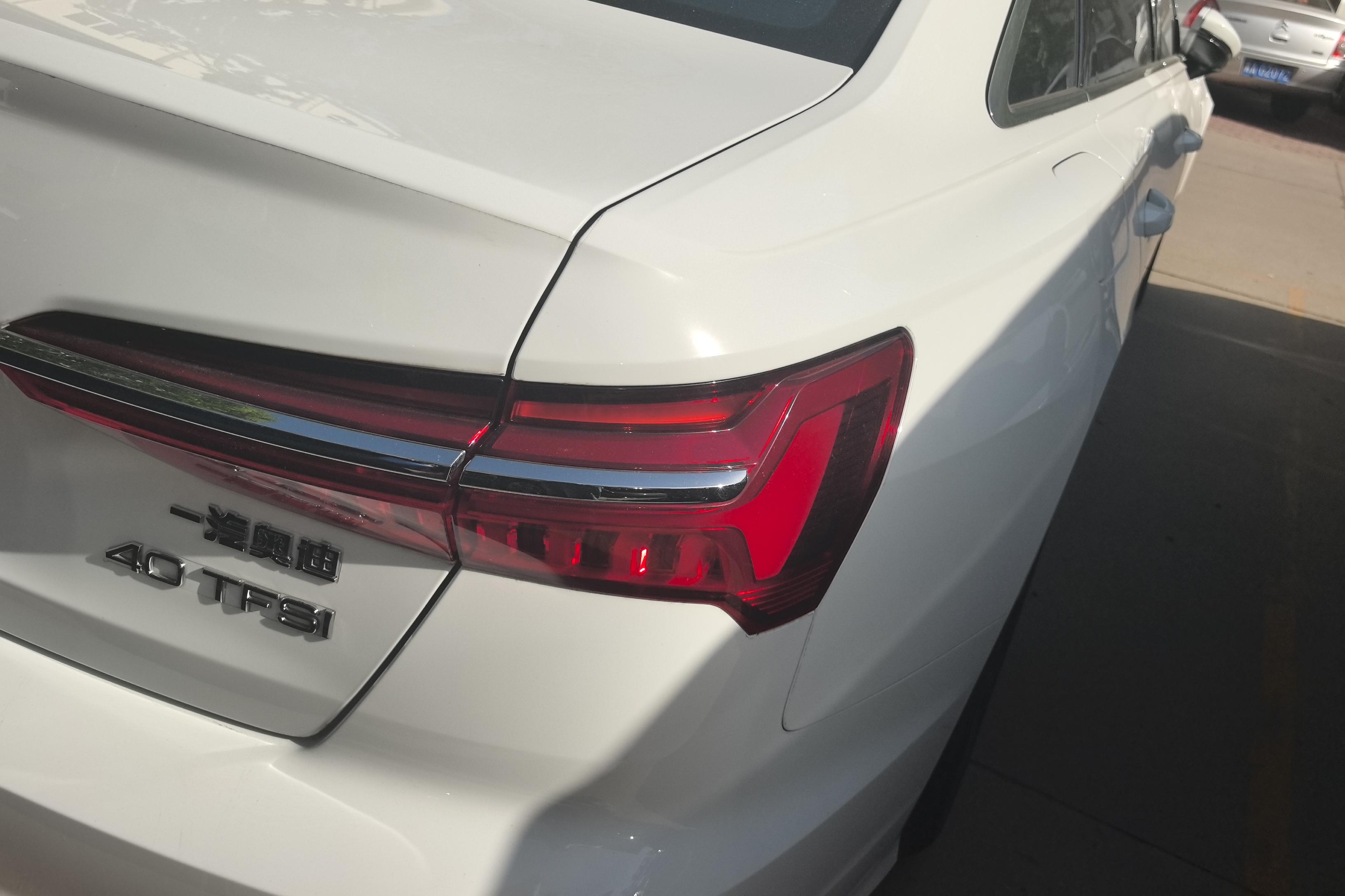 奥迪A6L 40TFSI 2020款 2.0T 自动 豪华动感型 (国Ⅵ) 