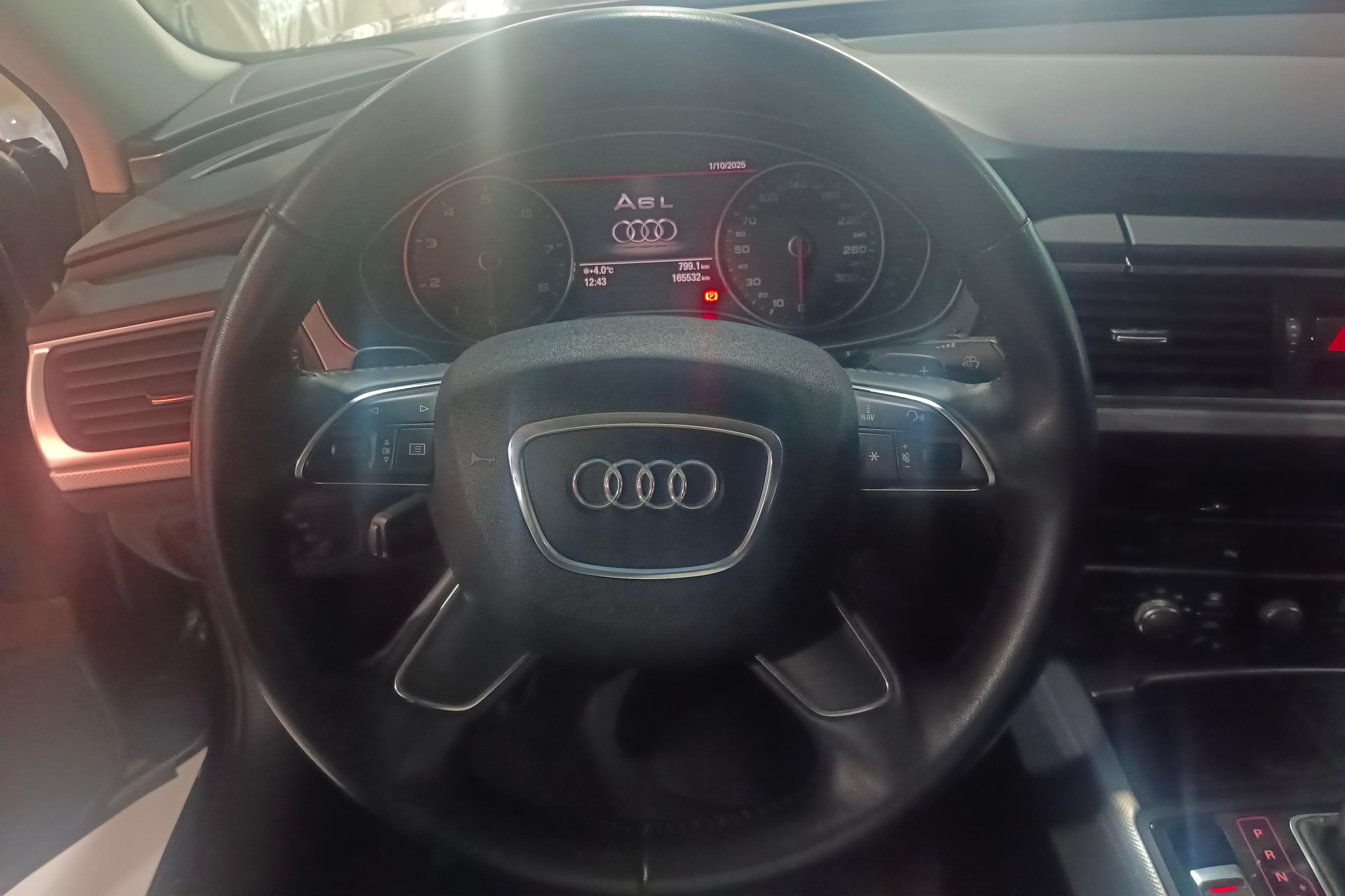 奥迪A6L TFSI 2016款 1.8T 自动 舒适型 (国Ⅴ) 