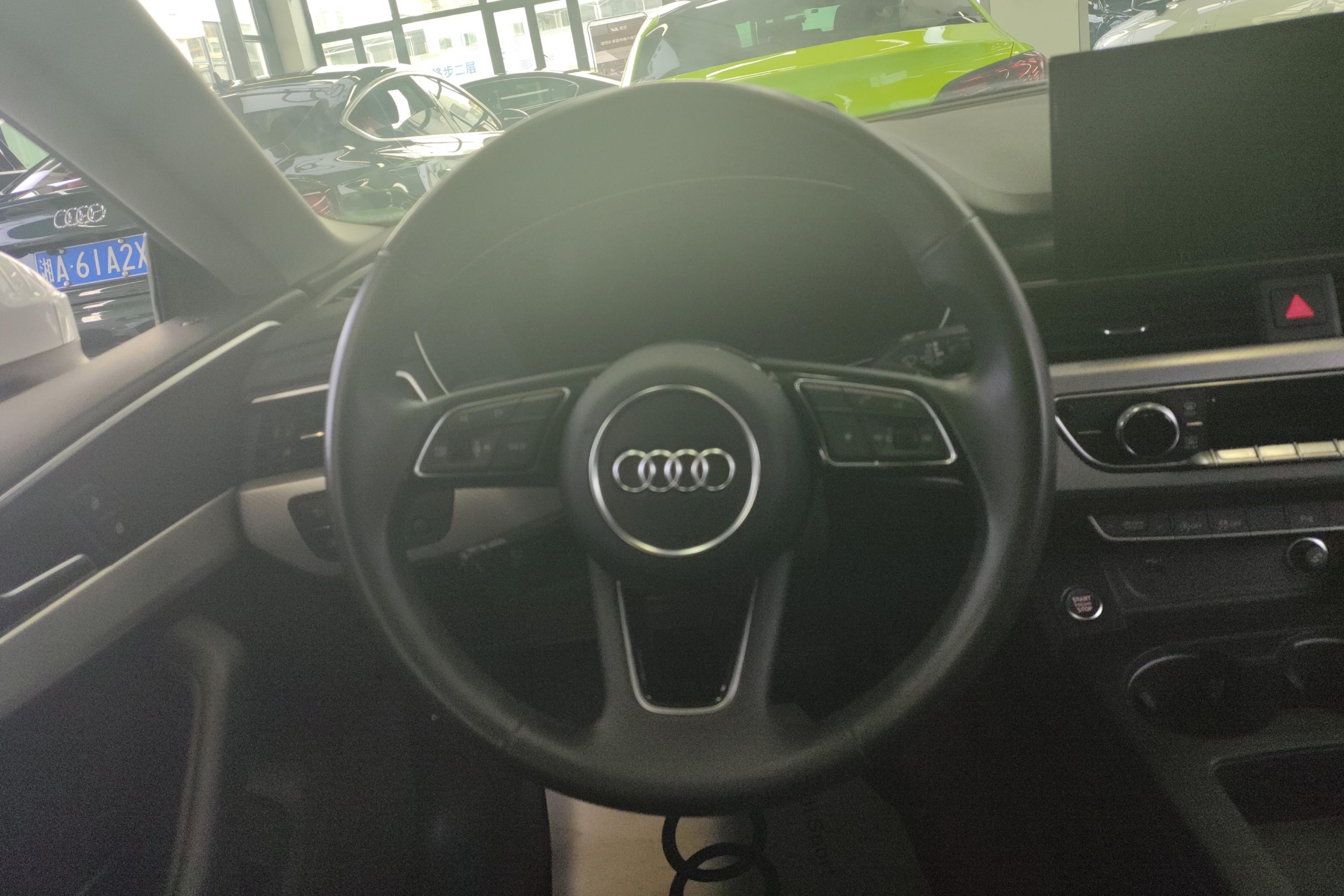 奥迪A5掀背 40TFSI [进口] 2021款 2.0T 自动 汽油 时尚致雅型 