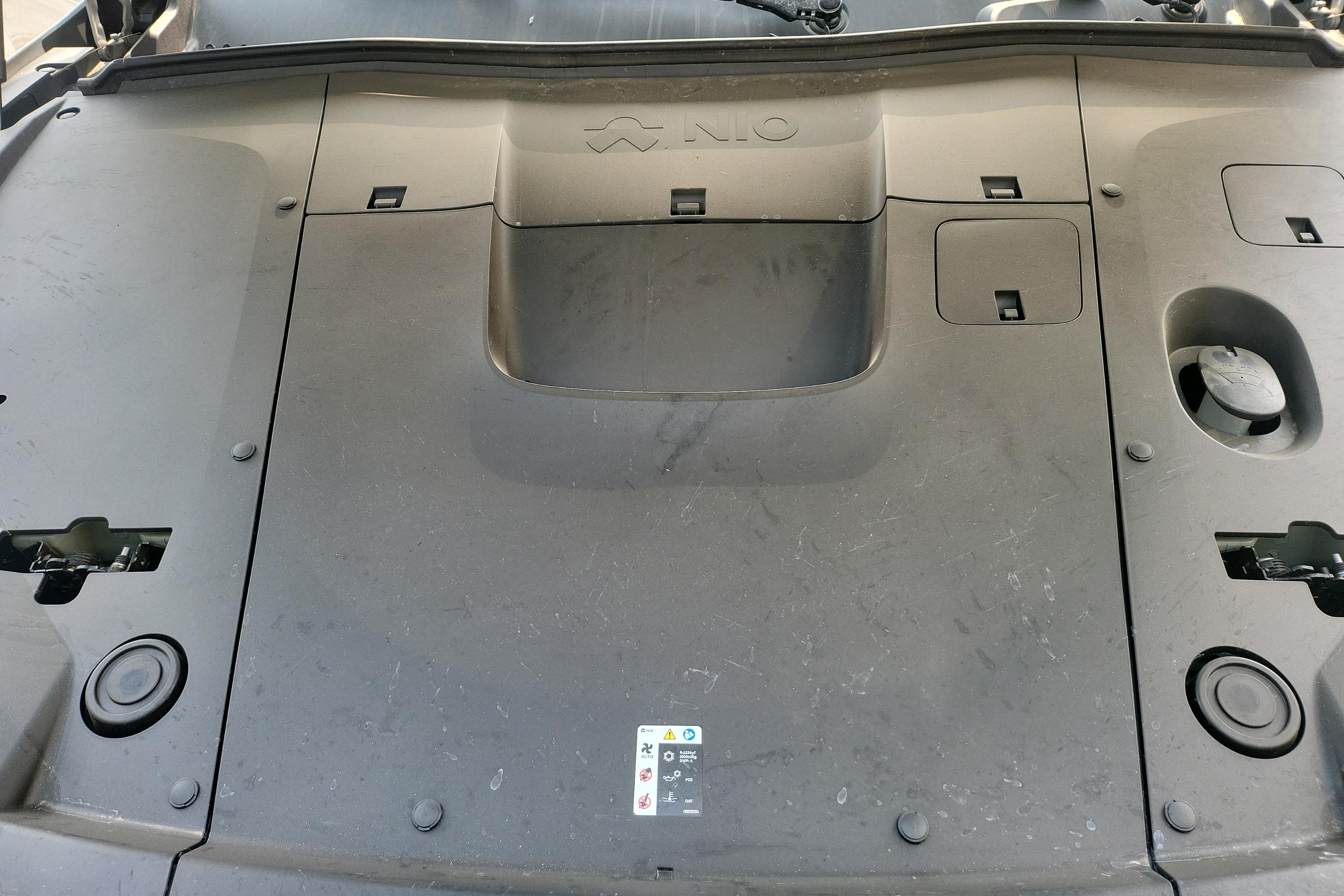 蔚来ES6 2024款 75kWh500km四驱 纯电动 75kWh 