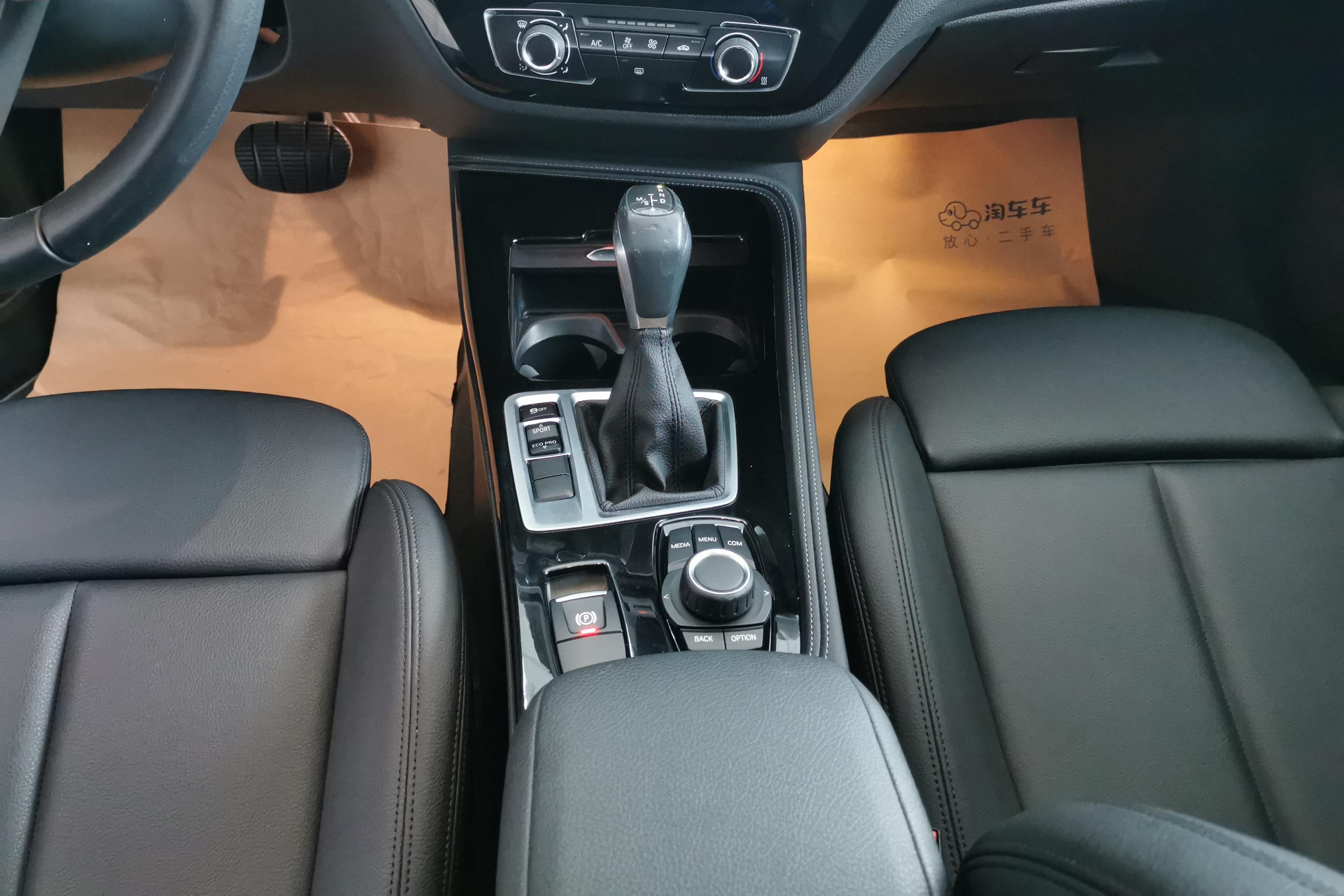 宝马1系 118i 2018款 1.5T 自动 运动型 (国Ⅴ) 