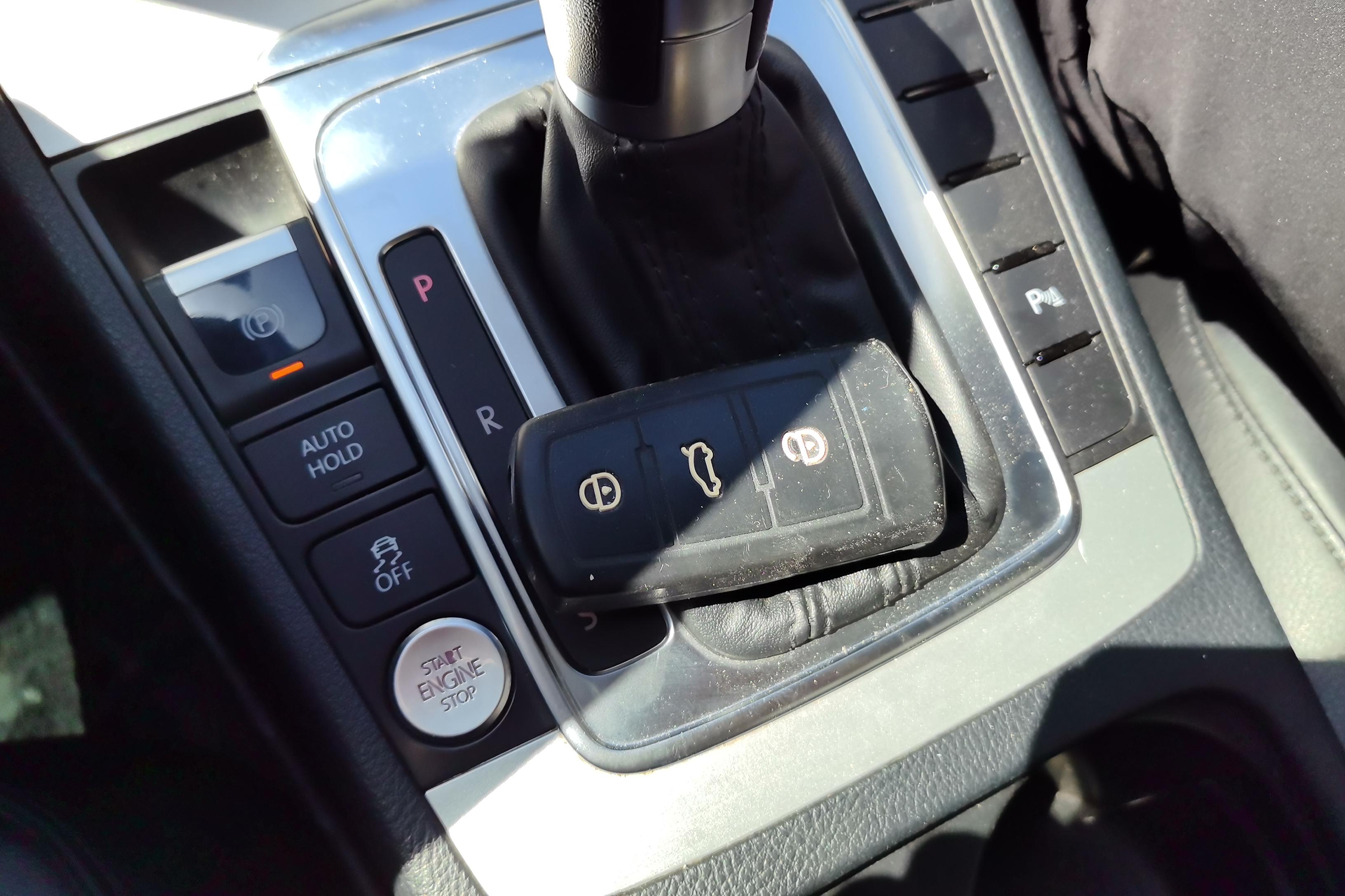 大众迈腾 2015款 2.0T 自动 汽油 豪华型 (国Ⅴ) 