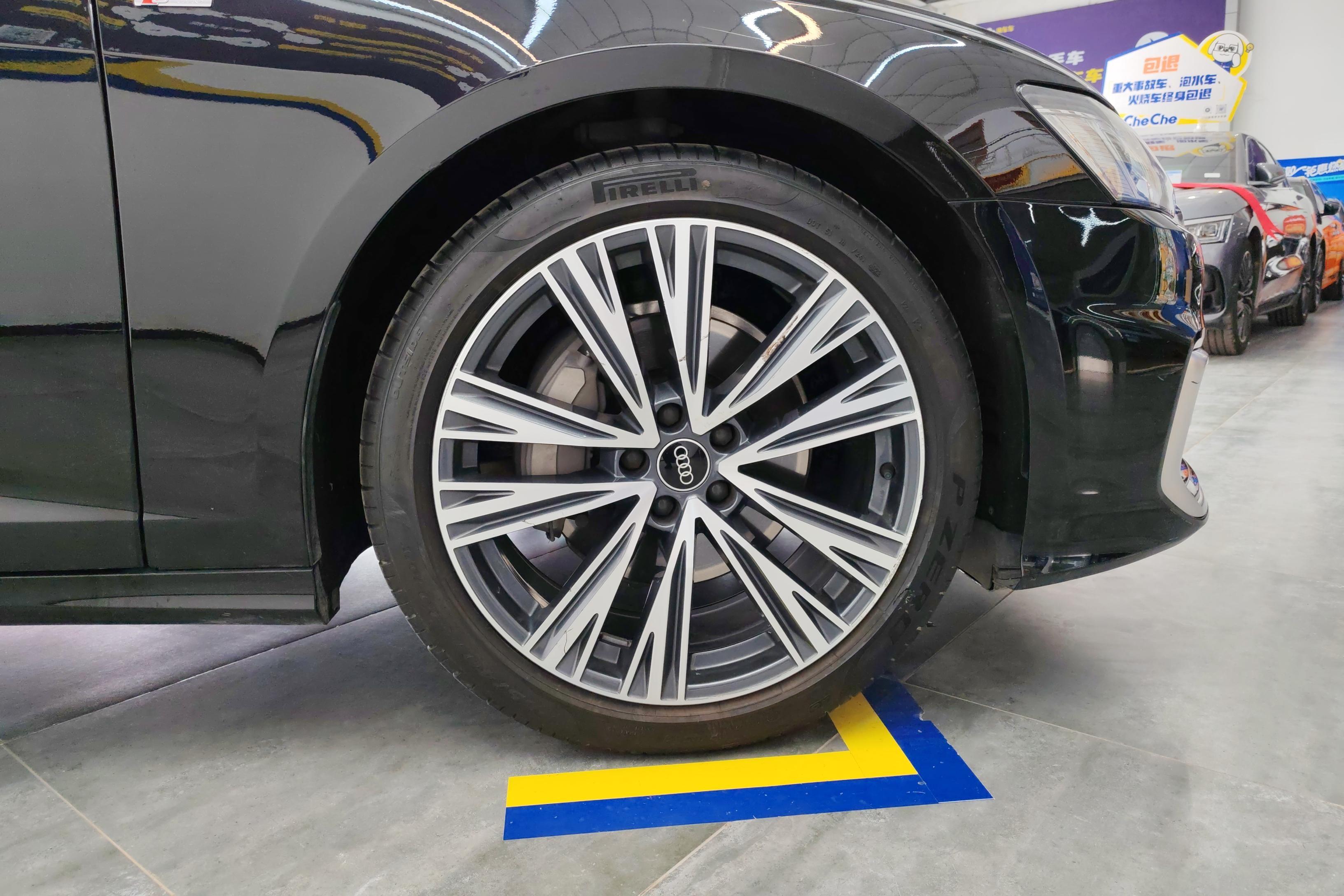 奥迪A6L 45TFSI 2023款 2.0T 自动 臻选动感型 (国Ⅵ) 