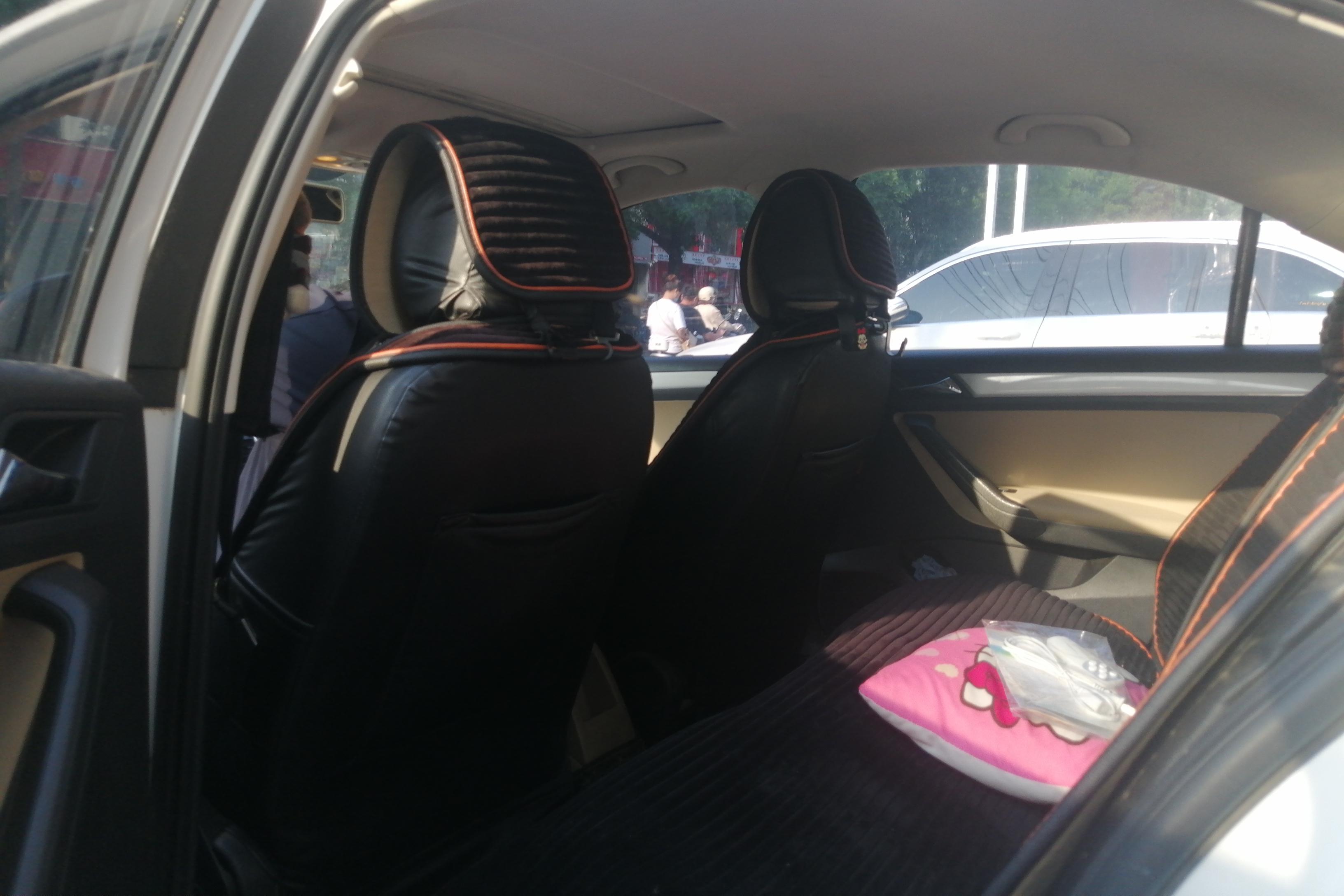 大众捷达 2013款 1.6L 自动 汽油 舒适型 (国Ⅳ) 