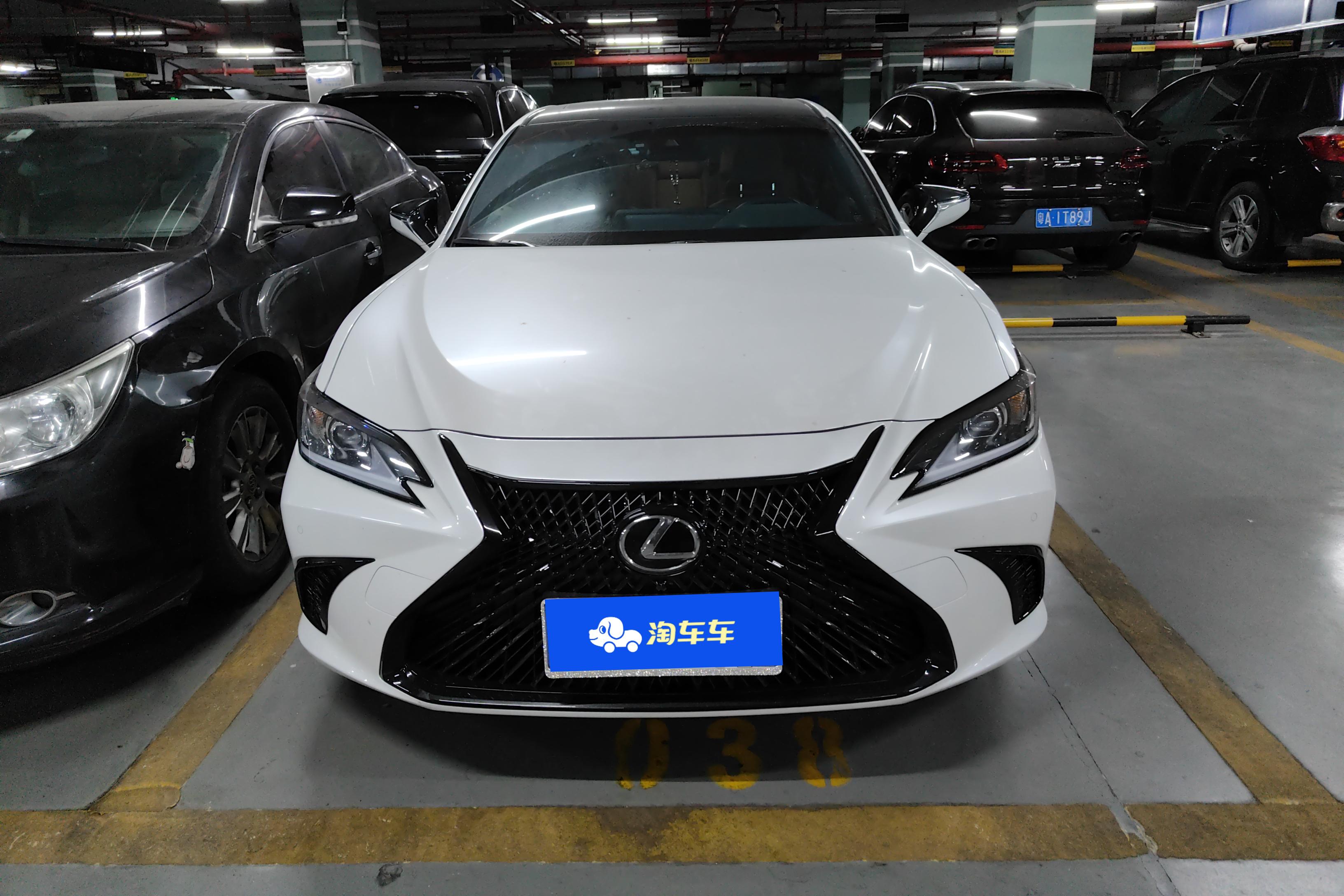 雷克萨斯ES 300h [进口] 2022款 2.5L 自动 卓越版 