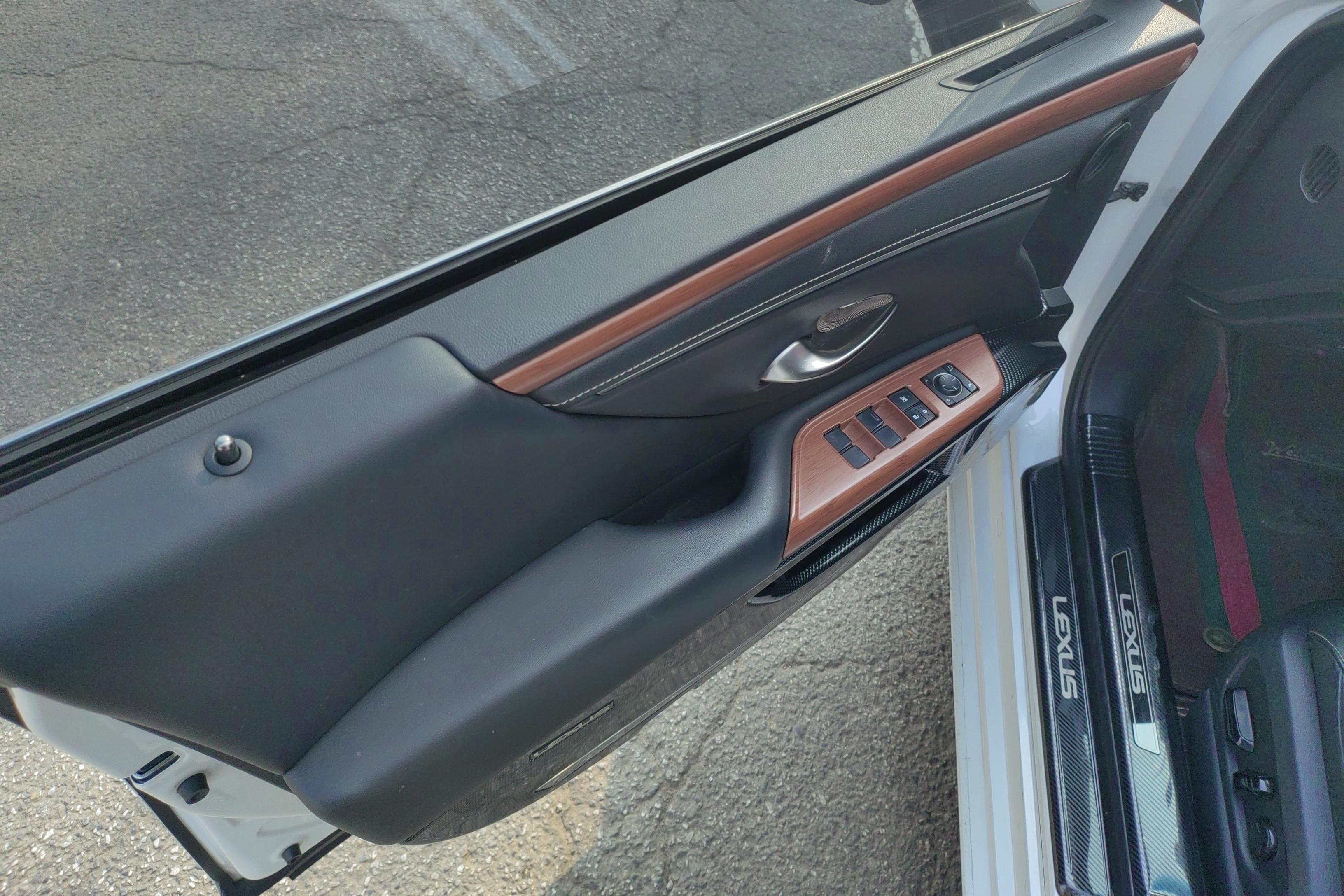 雷克萨斯ES 300h [进口] 2018款 2.5L 自动 卓越版 (国Ⅴ) 