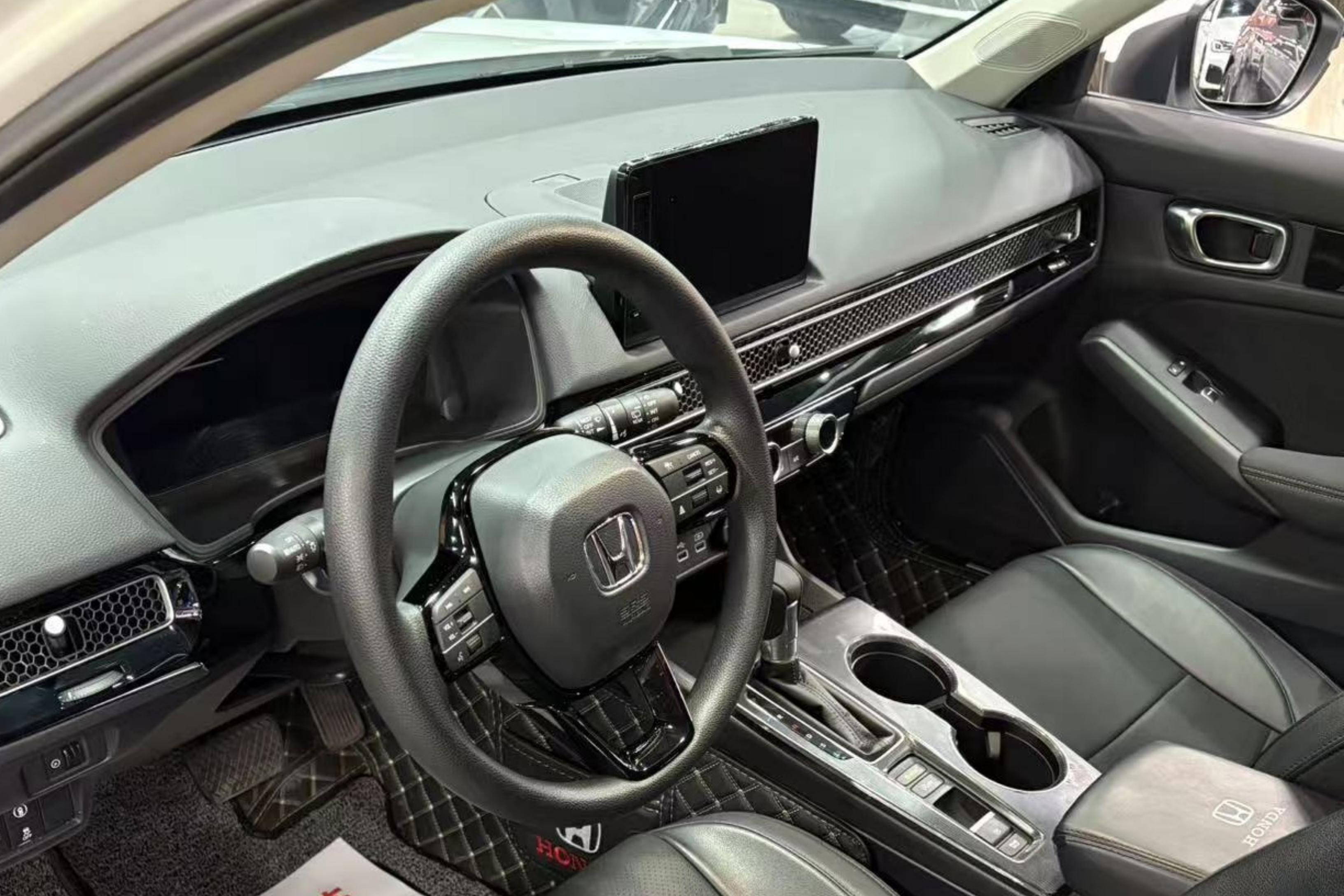 本田型格两厢 HATCHBACK 2023款 1.5T 自动 领潮版 (国Ⅵ) 