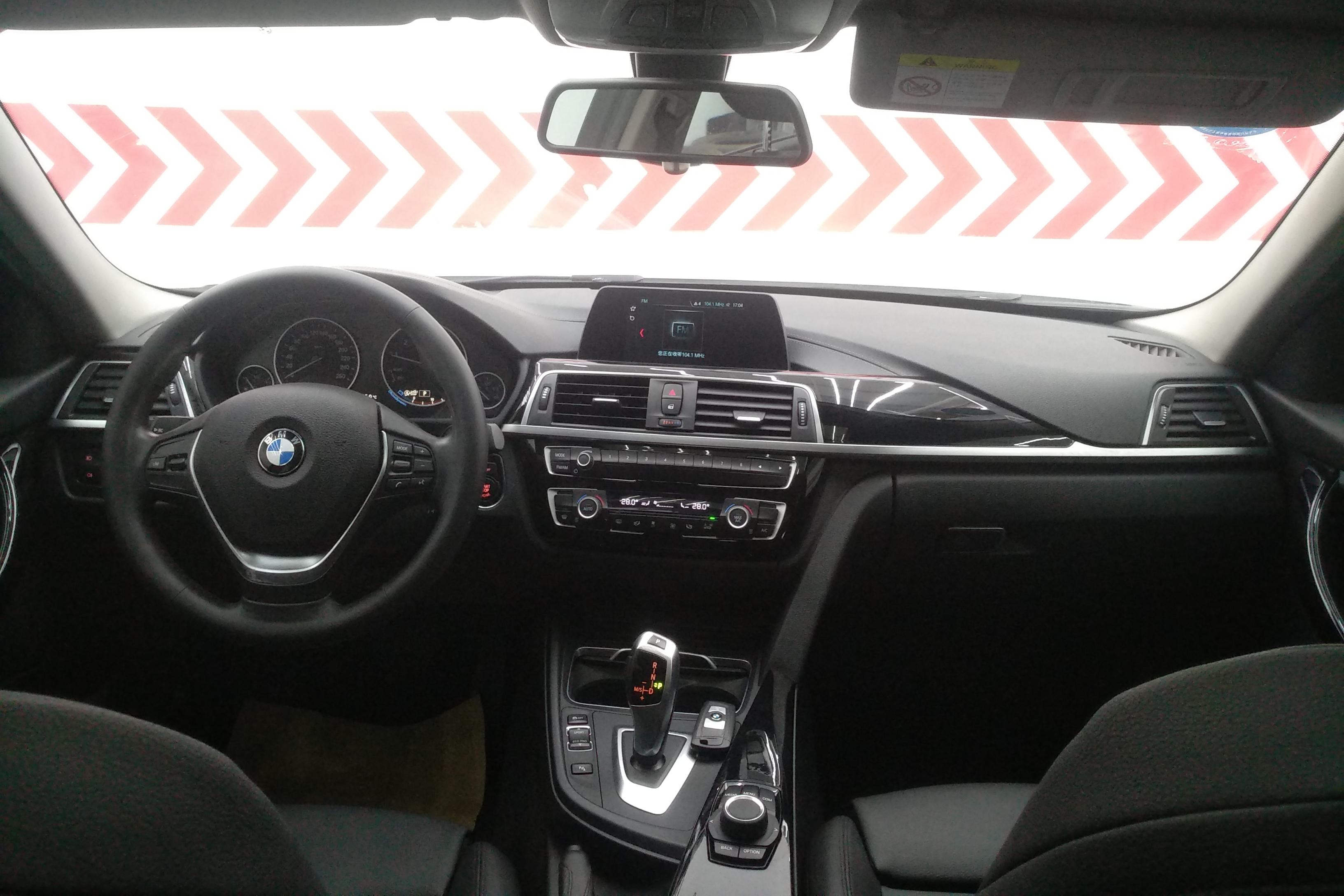 宝马3系 318i 2018款 1.5T 自动 汽油 (国Ⅴ) 