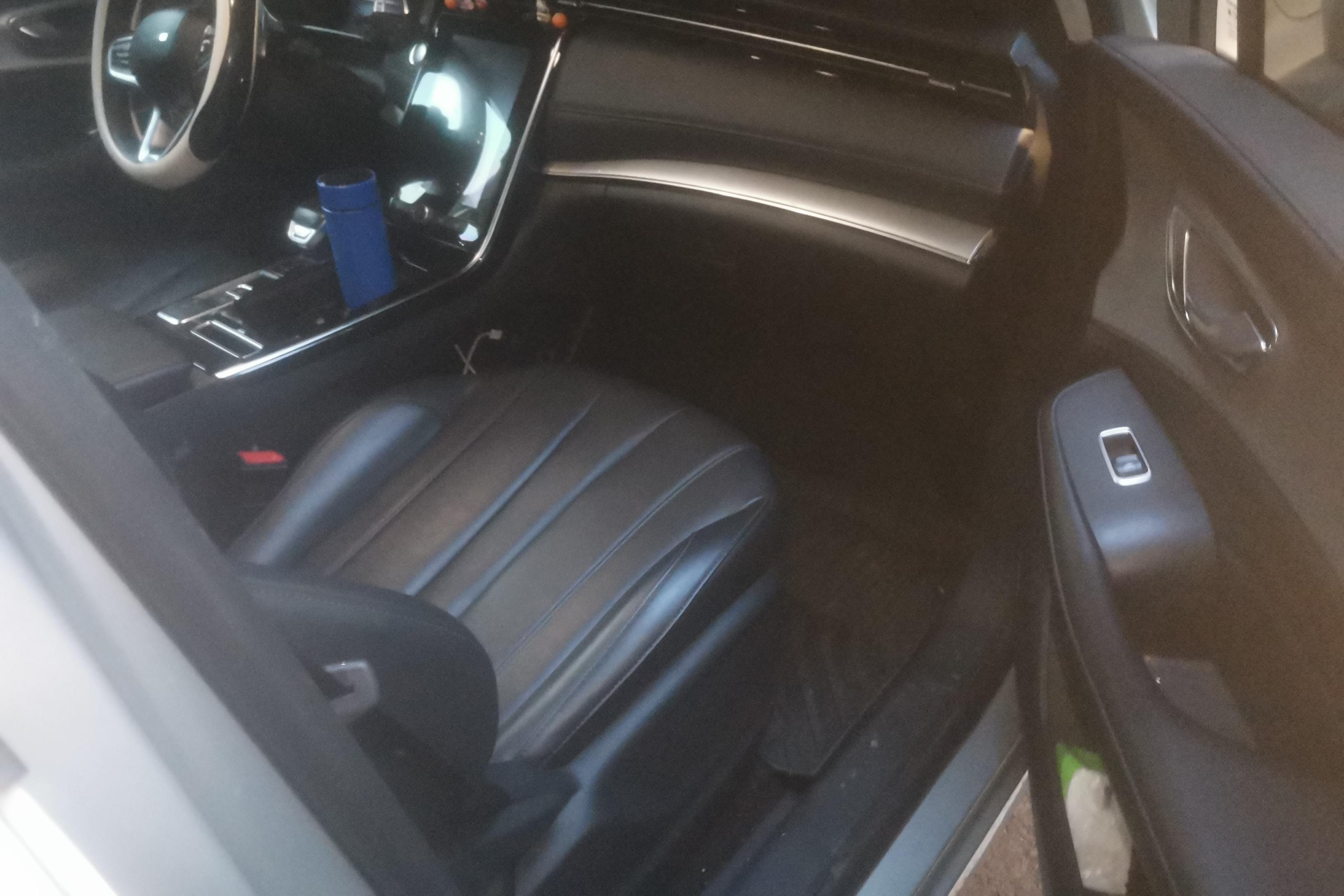 荣威RX5 MAX 2019款 1.5T 自动 4G互联豪华版 (国Ⅵ) 