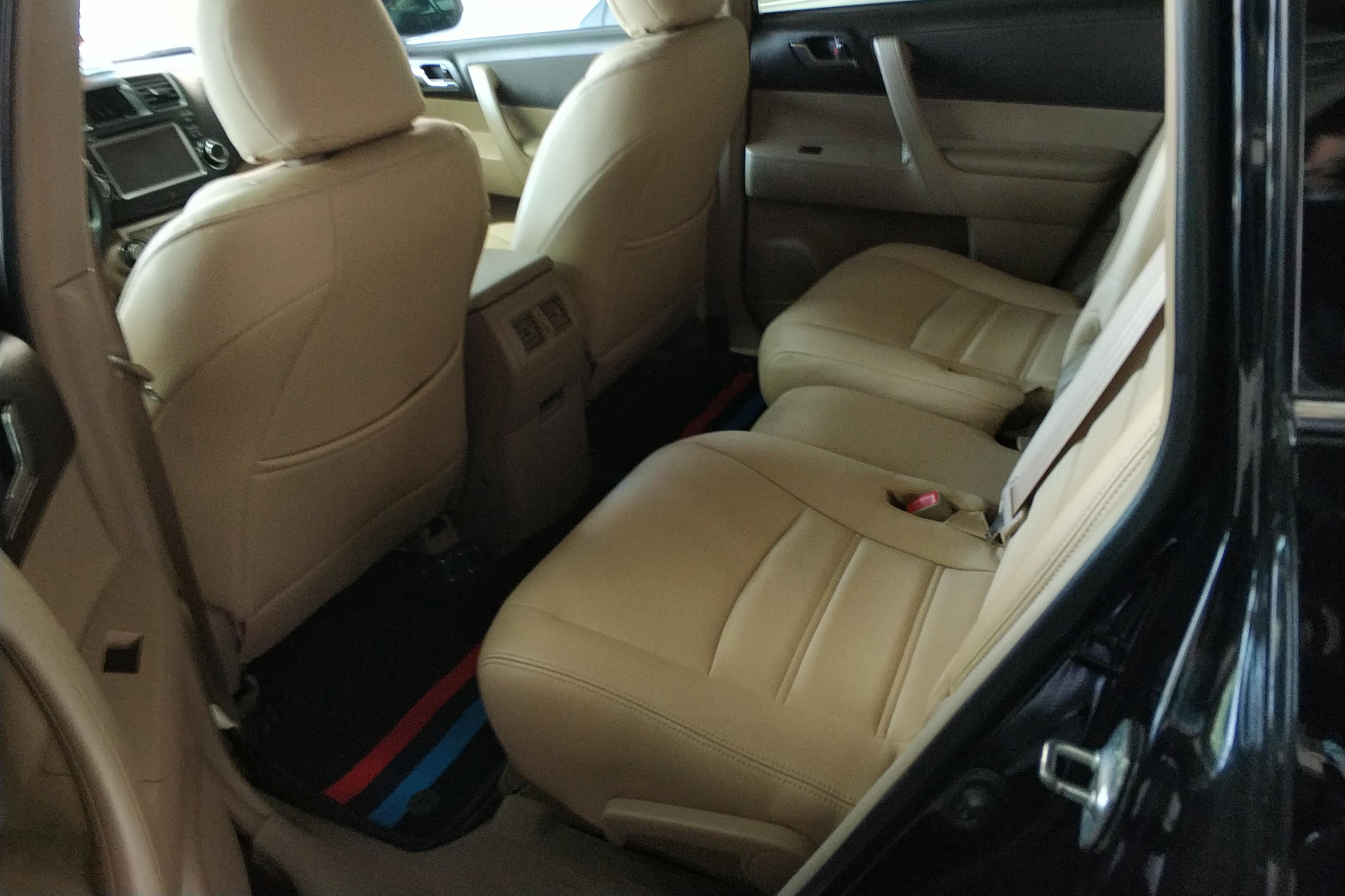 丰田汉兰达 2013款 2.7L 自动 前驱 紫金版 (国Ⅴ) 