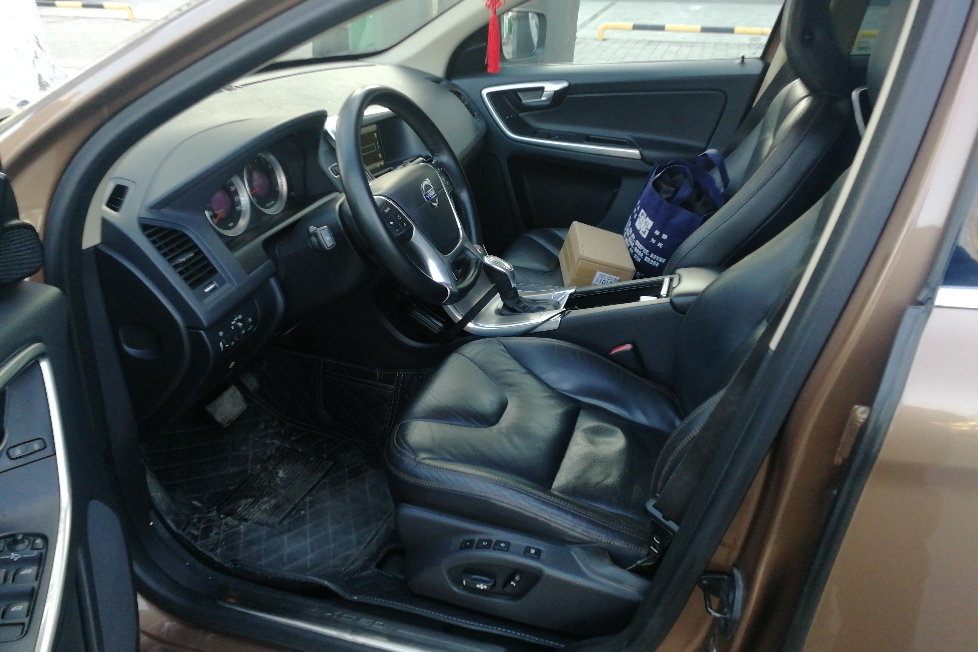 沃尔沃XC60 [进口] 2013款 2.0T 自动 前驱 智雅版 