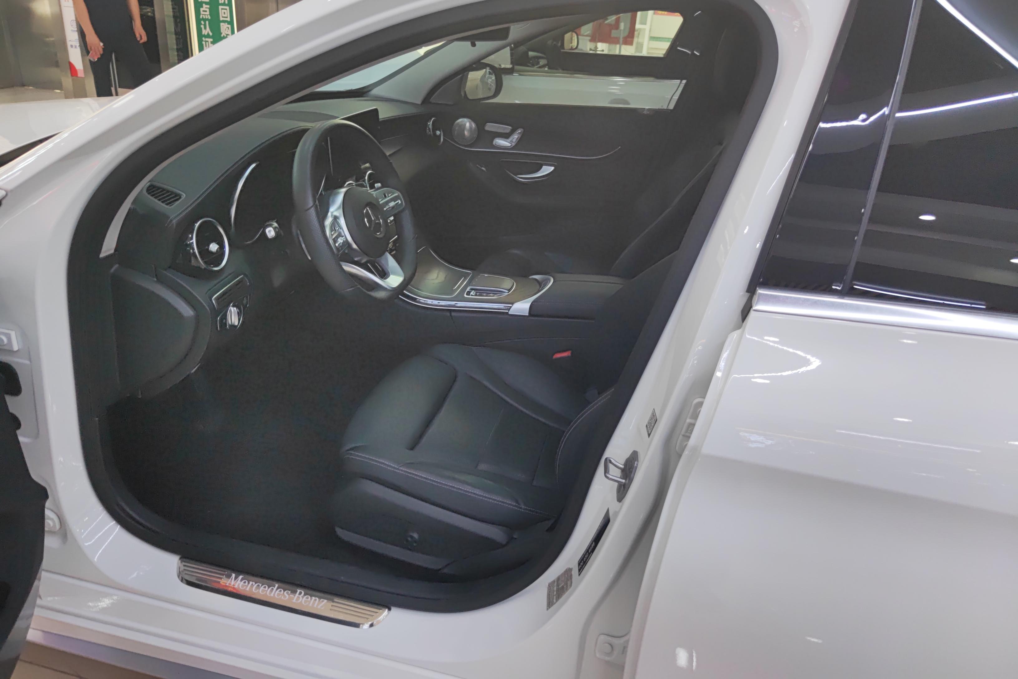 奔驰C级 C260L 2020款 1.5T 自动 改款 (国Ⅵ) 