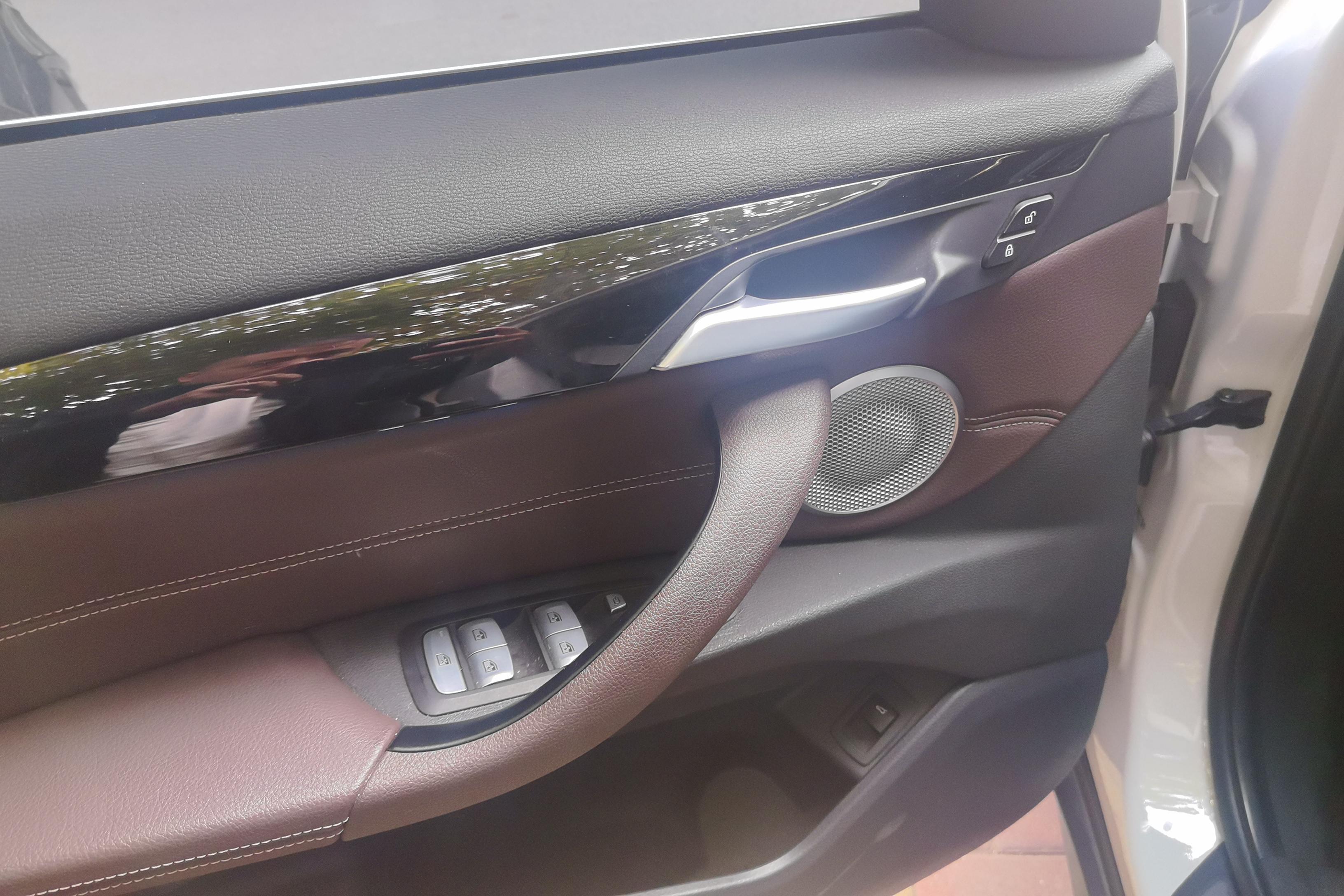 宝马X1 sDrive25Li 2022款 2.0T 自动 前驱 汽油 领先型 (国Ⅵ) 