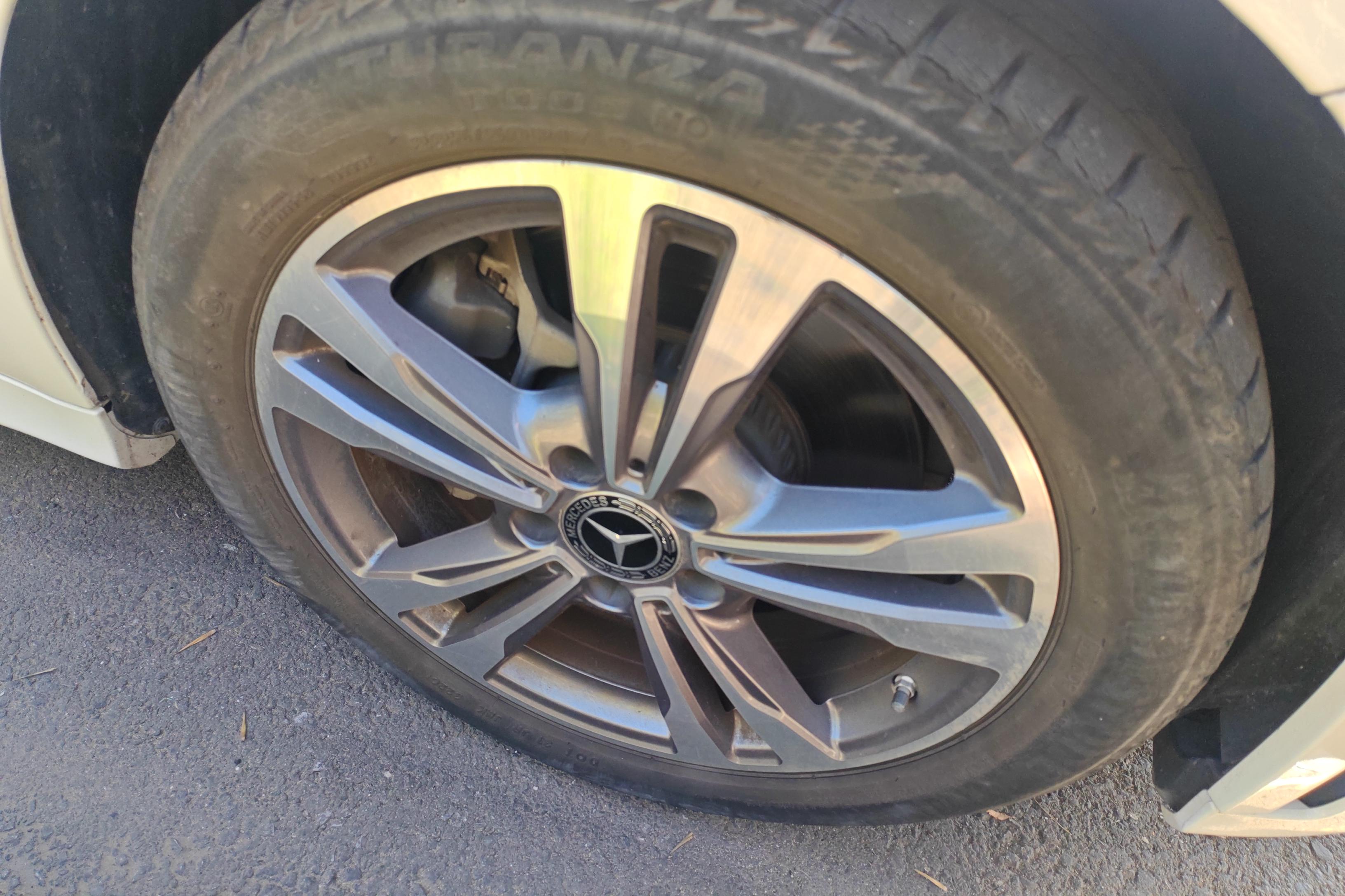 奔驰C级 C200L 2021款 1.5T 自动 时尚型运动版 (国Ⅵ) 