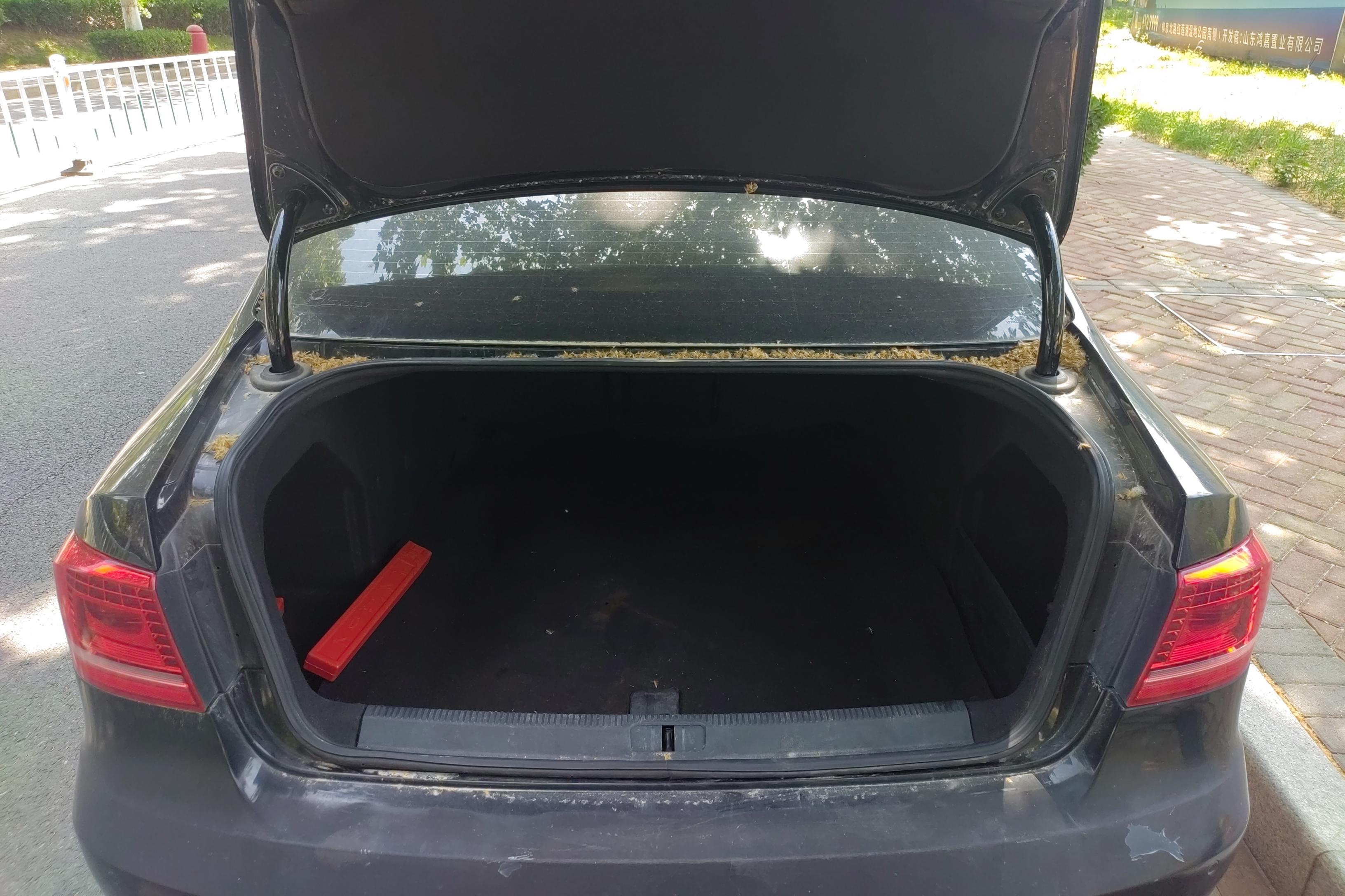 大众迈腾 2012款 1.8T 自动 汽油 豪华型 (国Ⅳ) 