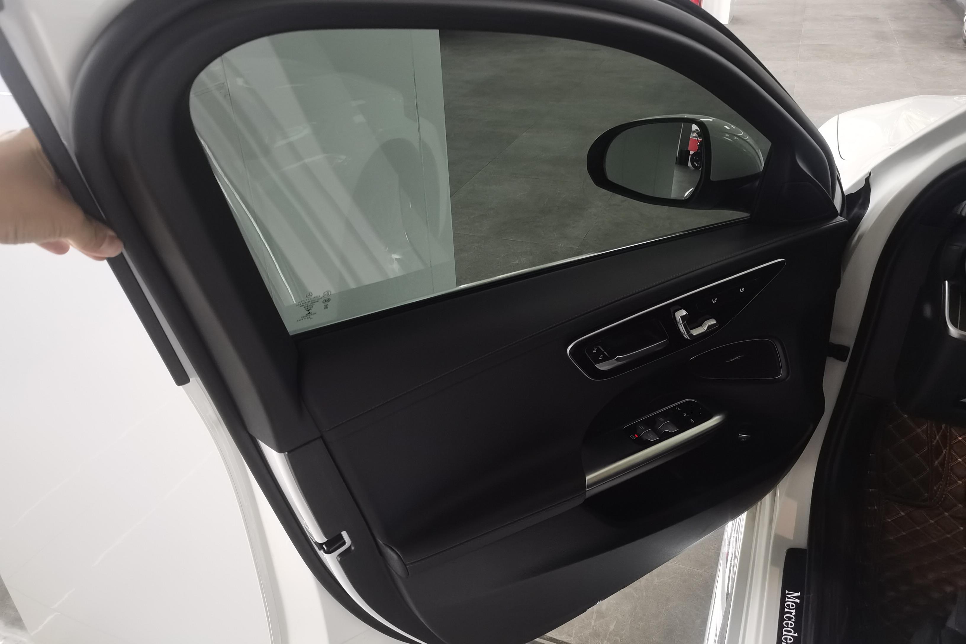 奔驰C级 C260L 2022款 1.5T 自动 改款运动版 (国Ⅵ) 