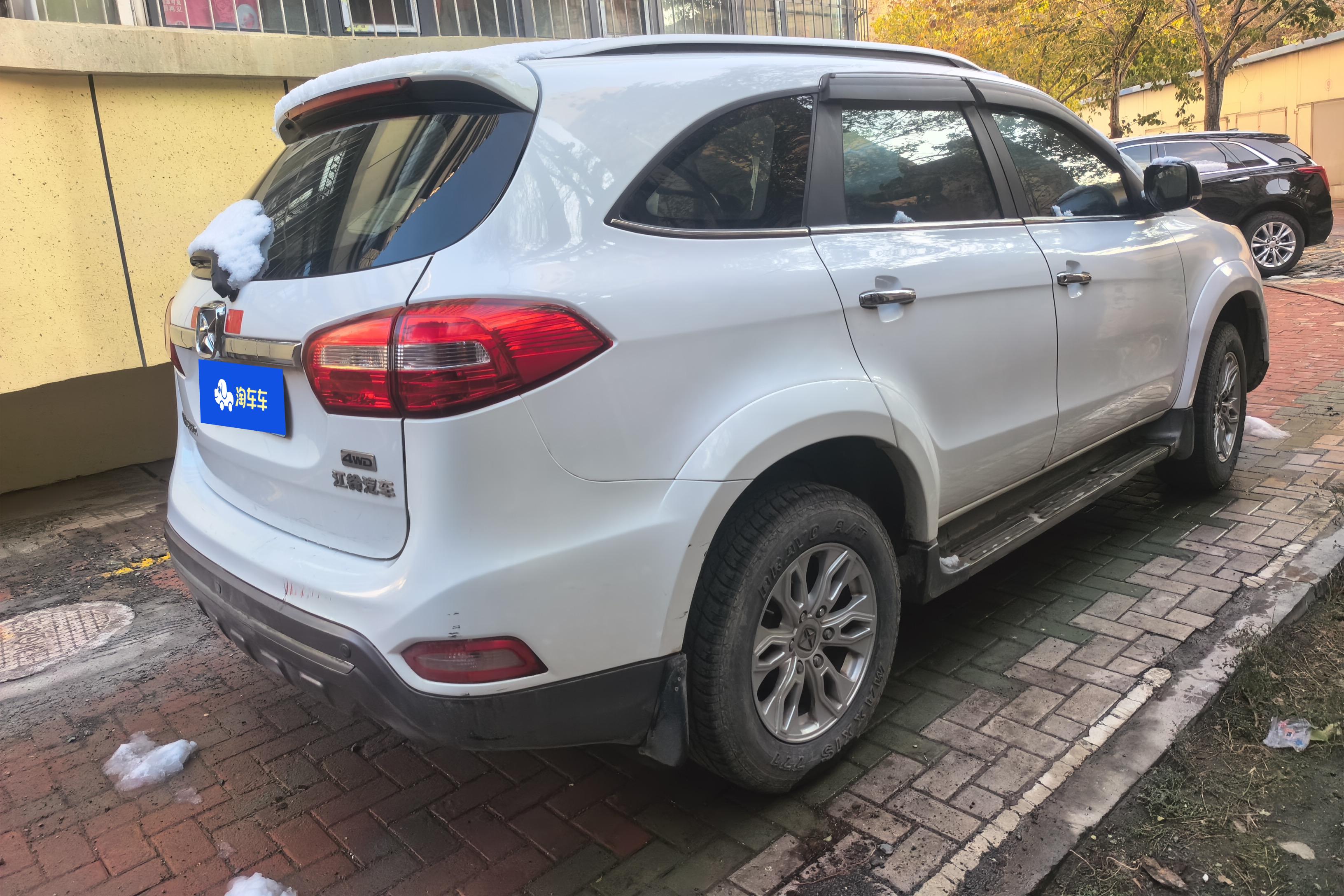 江铃驭胜 S350 2013款 2.0T 手动 四驱 豪华版 (国Ⅳ) 